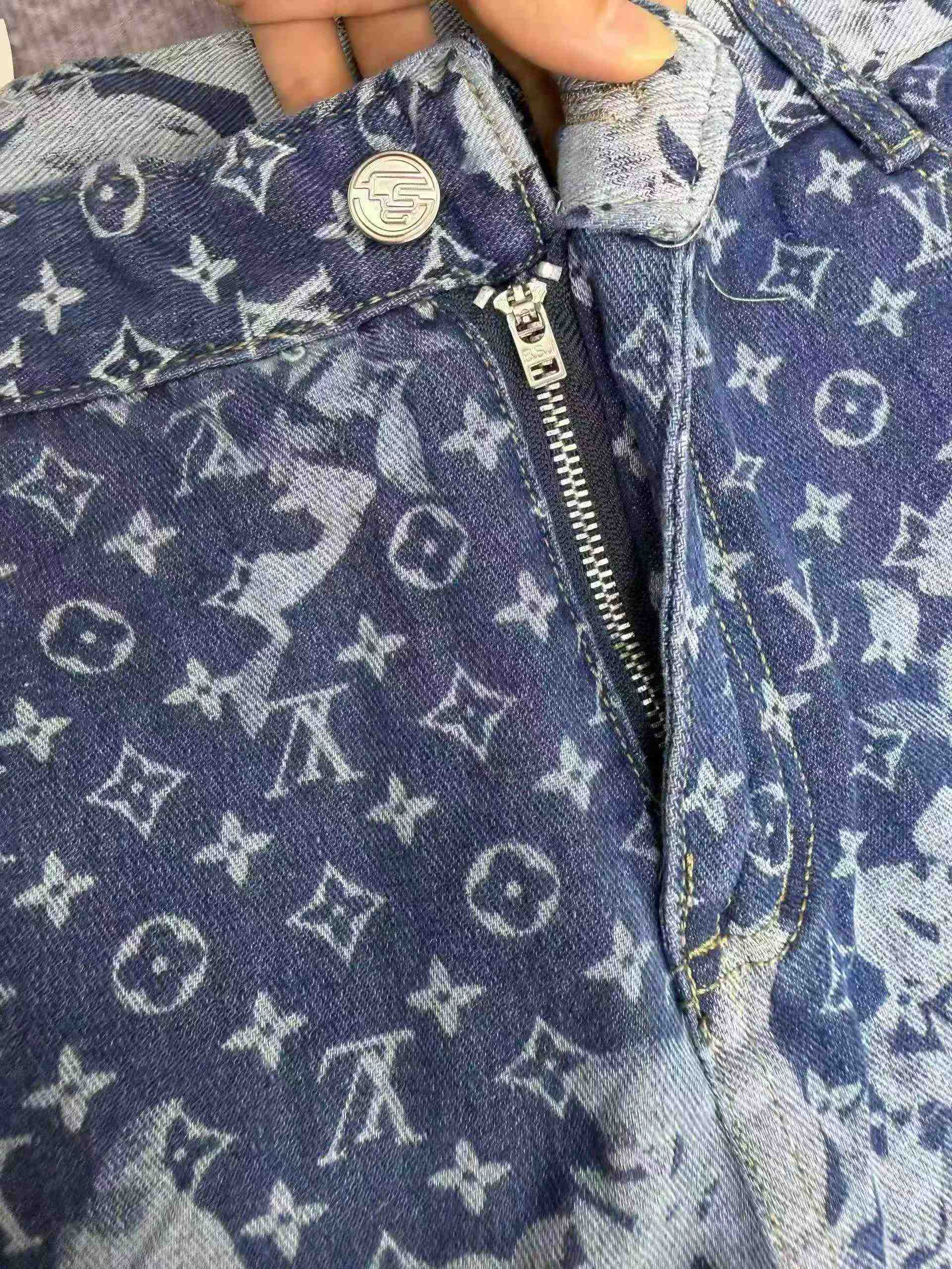 Clearance LV Louis Vuitton New Men's Indigo Floral Straight Jeans 700 Pieces - Image 8