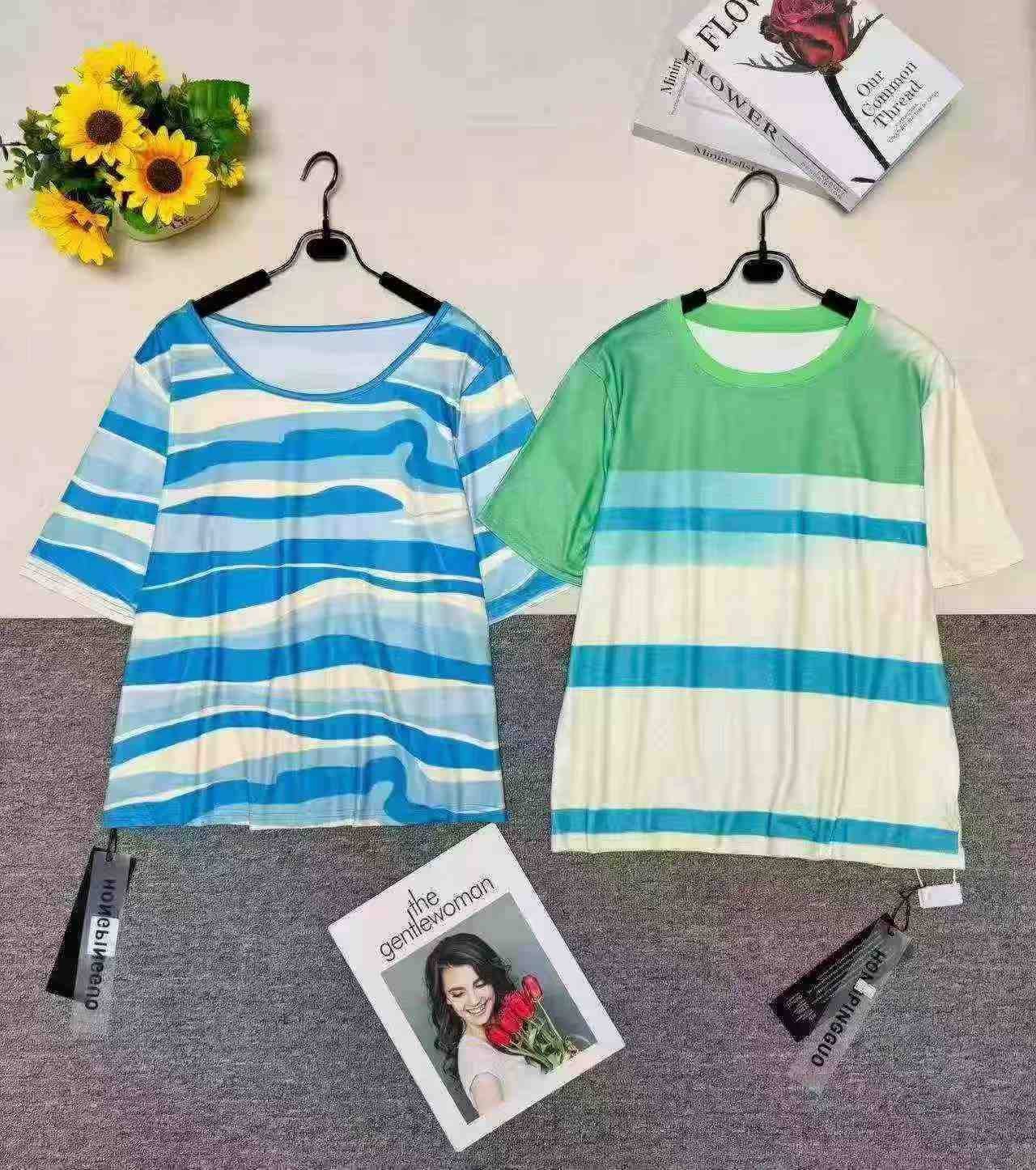 Camisetas casuales estampadas de manga corta de tendencia, aproximadamente 600 piezas - Image 3