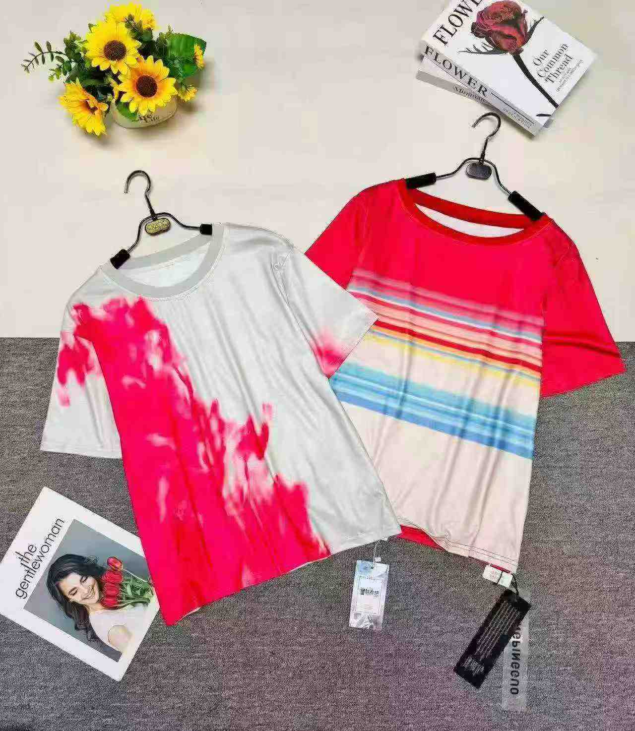 Camisetas casuales estampadas de manga corta de tendencia, aproximadamente 600 piezas - Image 4