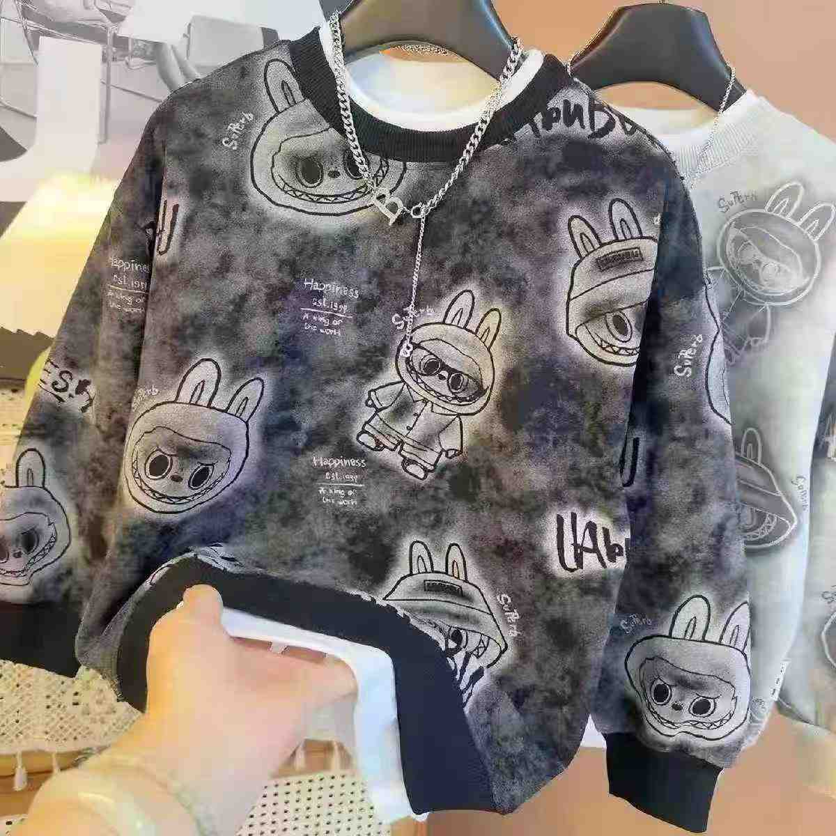 Environ 670 pièces Sweat à col ras du cou faux deux-pièces Labubu de haute qualité pour grands enfants, adapté au printemps et à l'automne - Image 4
