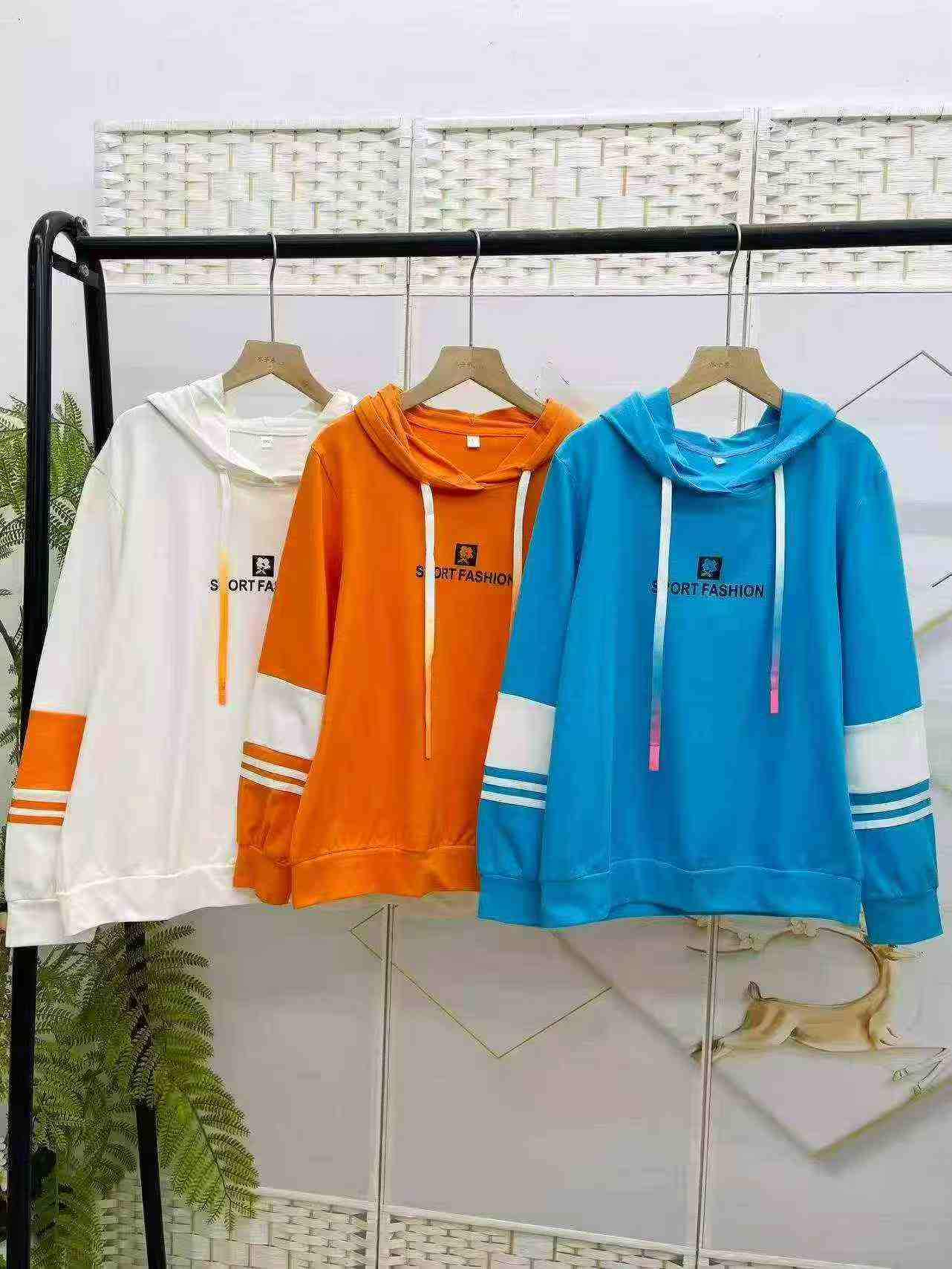 Sweatshirt Hoodie Campuran Katun Wanita, 403 Potong - Image 5