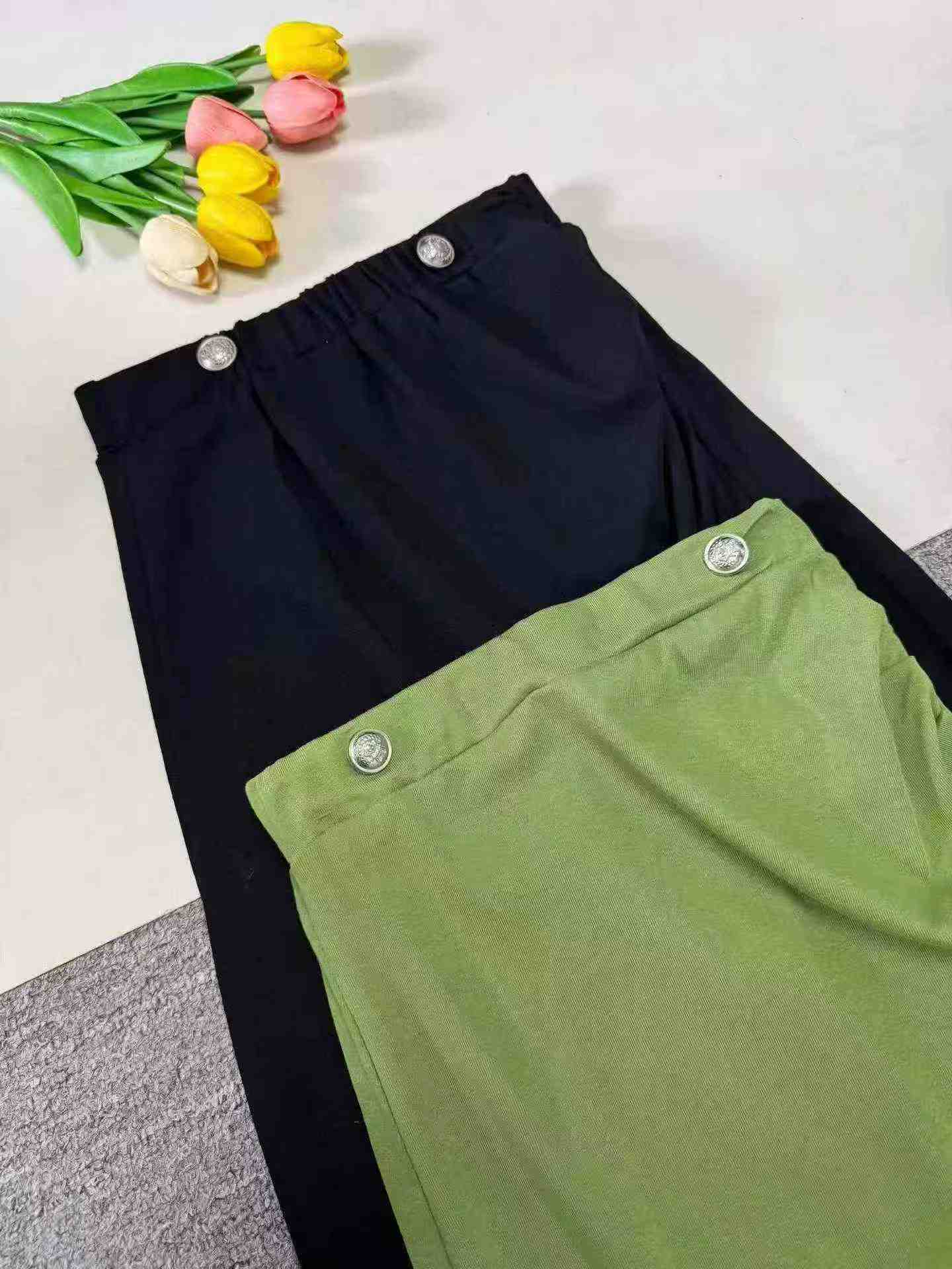 Set Dua Helai Lengan Pendek Leher Bulat Kapas Cetakan Huruf & Rok Belah, Kira-kira 310 Set - Image 9