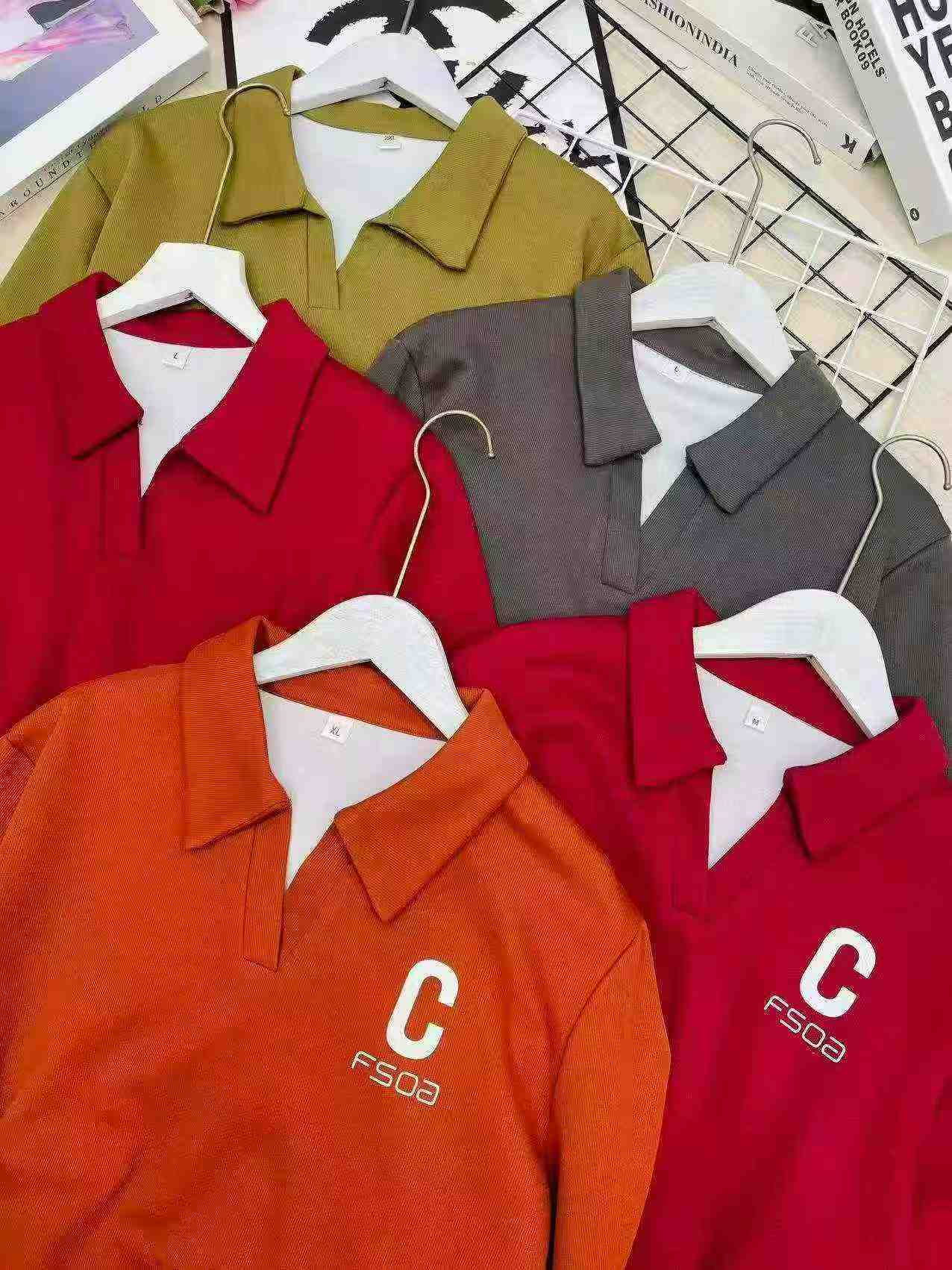 Sweatshirt Berkolar Wanita, Jumlah Keseluruhan 1988 Keping - Image 4