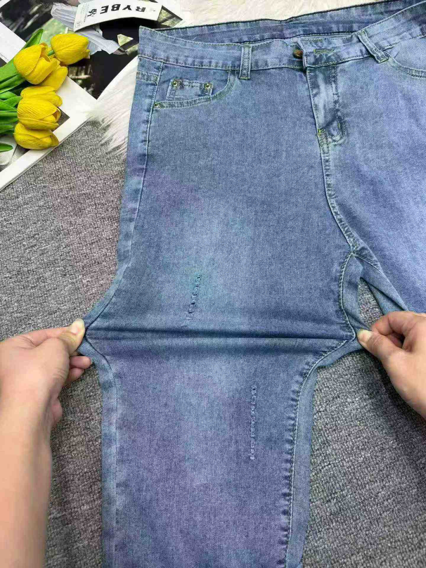 Nuevos jeans de mezclilla recortados de talla grande de tendencia 2026, liquidación a granel de 226 piezas - Image 4