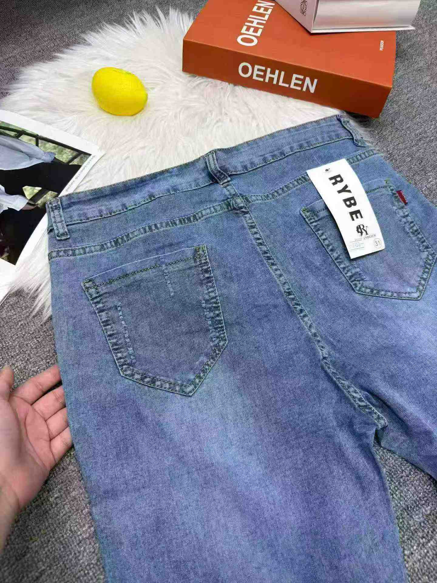 Nuevos jeans de mezclilla recortados de talla grande de tendencia 2026, liquidación a granel de 226 piezas - Image 9