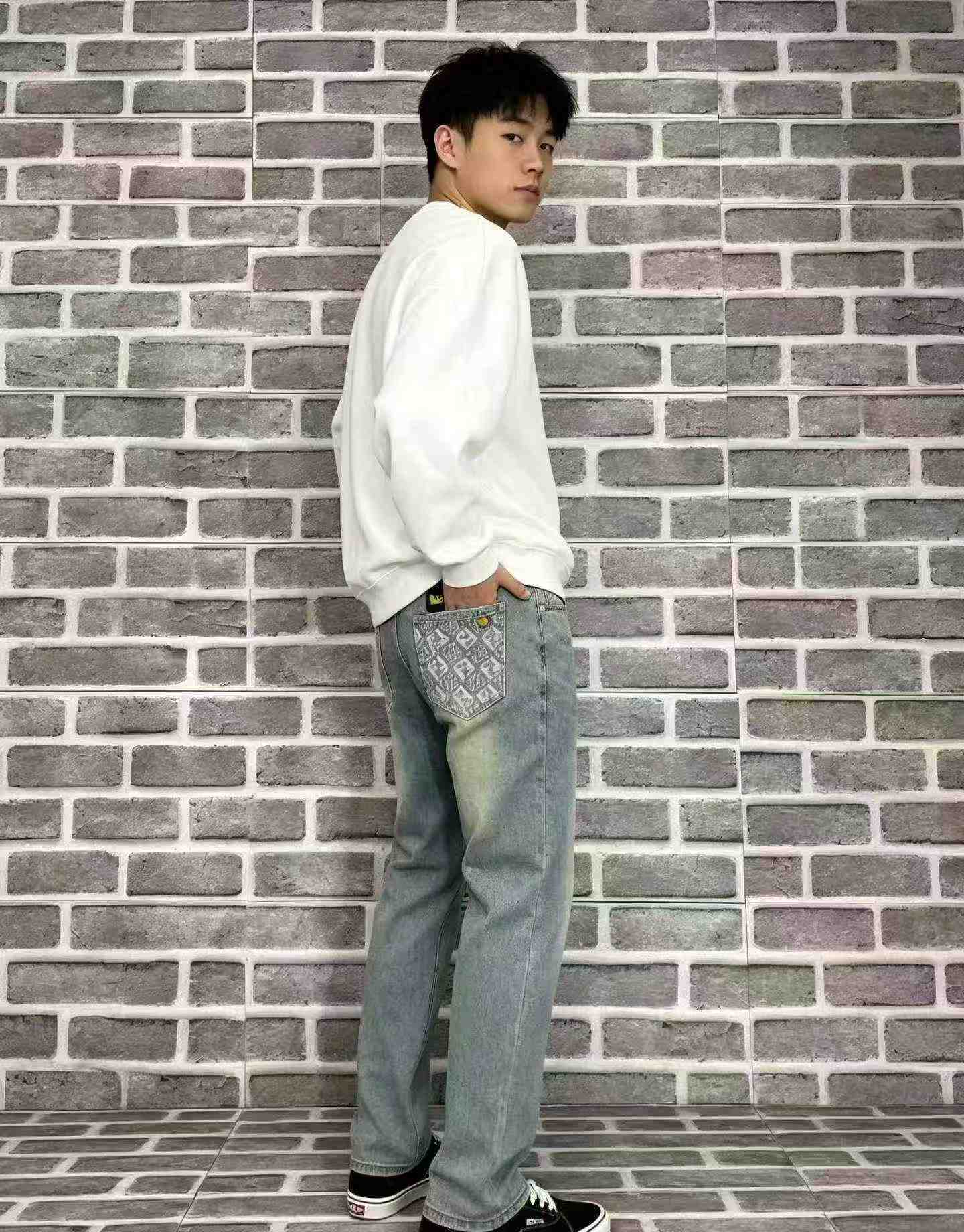 251 Helai Seluar Jeans Slim Skinny Bercetak Trendi Lelaki - Image 2