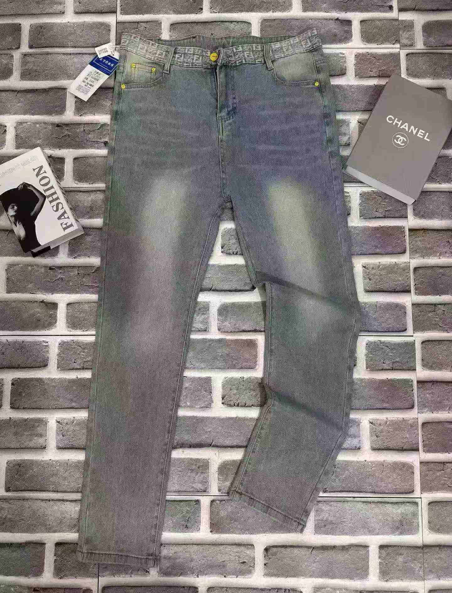 251 Helai Seluar Jeans Slim Skinny Bercetak Trendi Lelaki - Image 5
