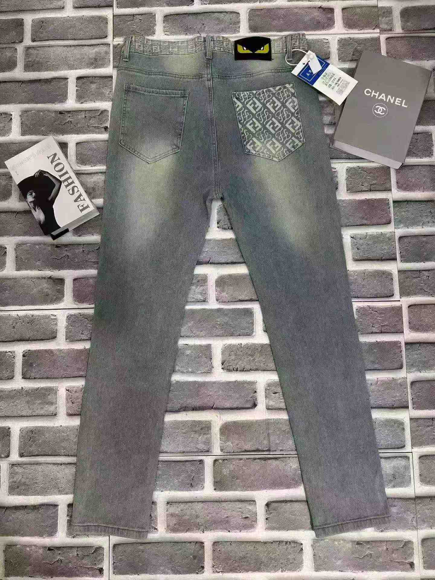 251 Helai Seluar Jeans Slim Skinny Bercetak Trendi Lelaki - Image 6