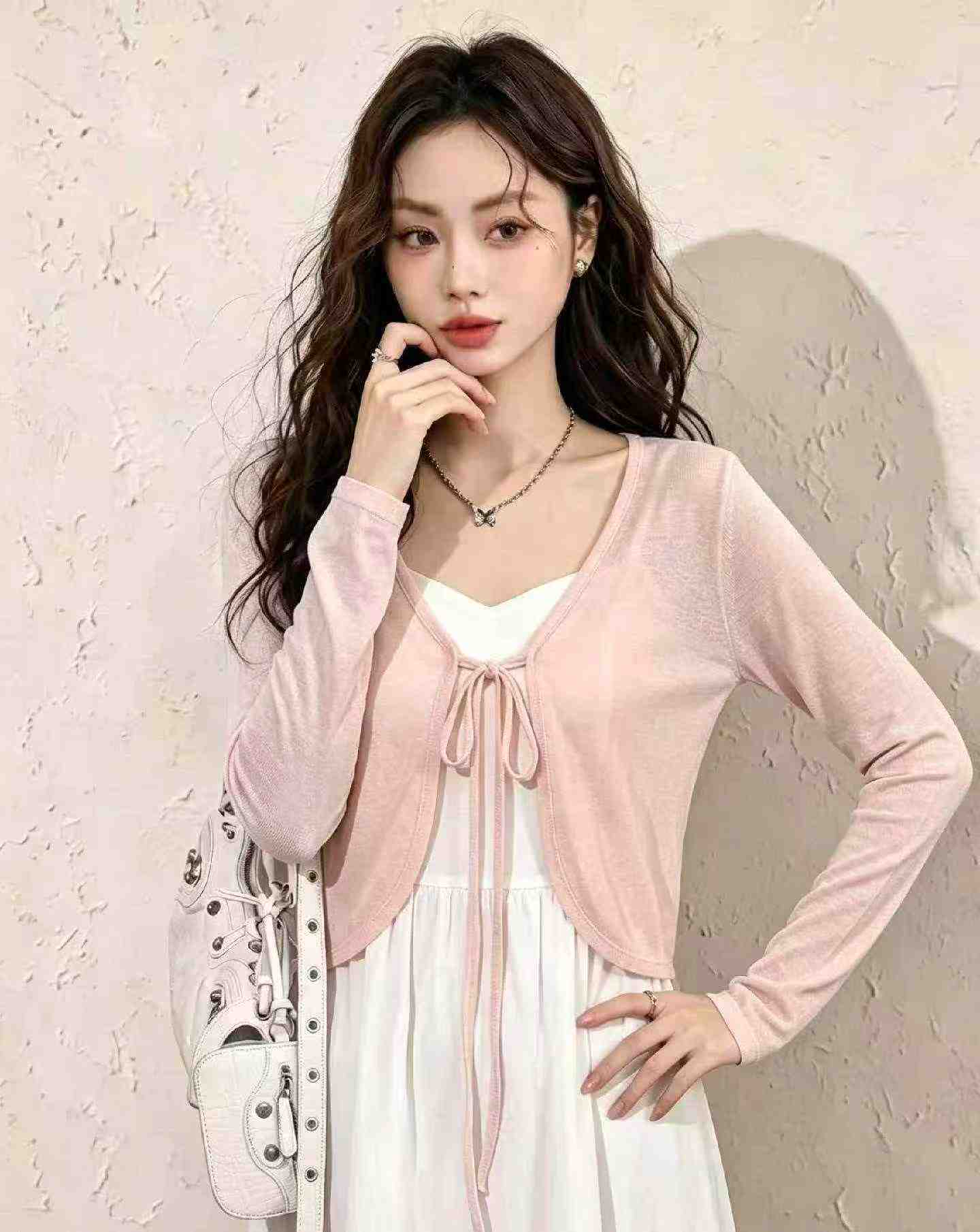 Nouveauté d'été : Cardigan en maille de soie glacée uni et sobre à col V à nouer, 340 pièces - Image 8