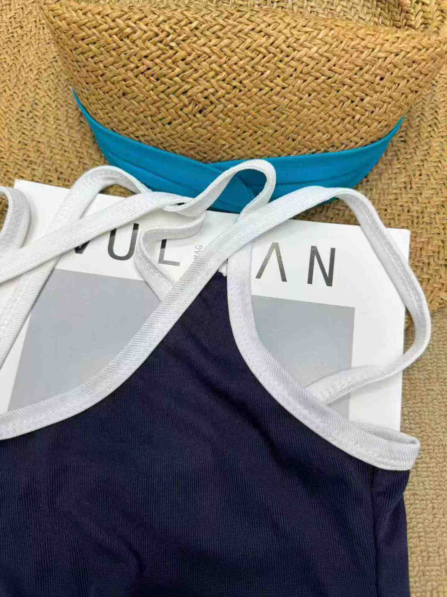 312 pièces Robe à bretelles dos nu sexy de style street américain pour vacances - Image 5