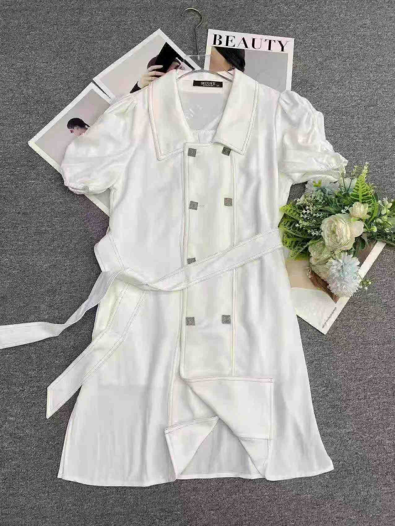 285 pièces Robe fendue de style tweed à col rabattu et à double boutonnage - Image 3