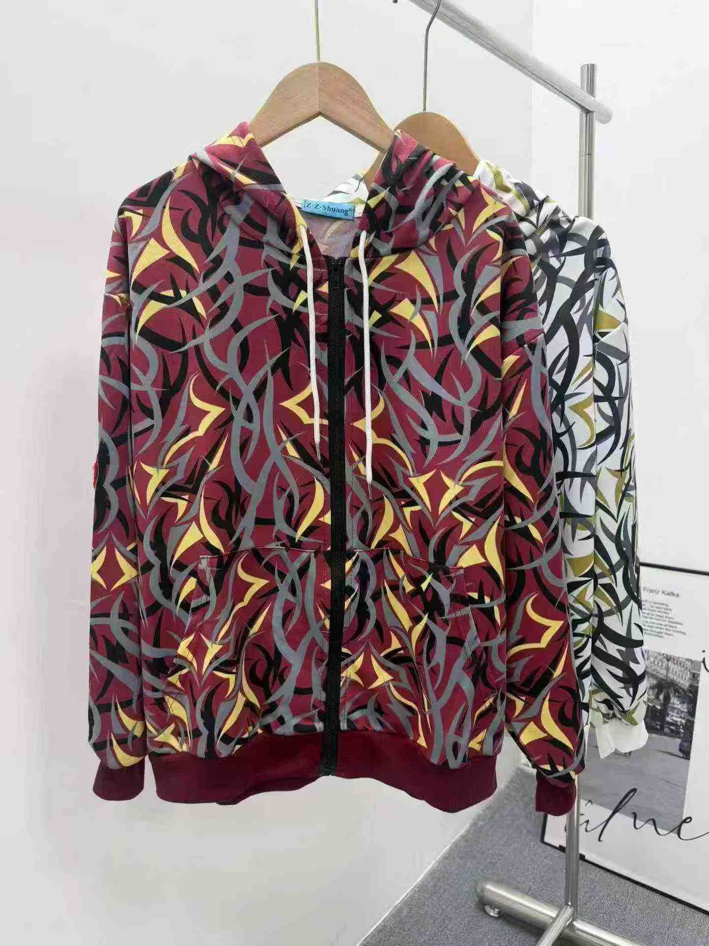 Spring Autumn Thorn Print Couple Hooded Zip Jacket 757pcs Size M-3XL - Image 6