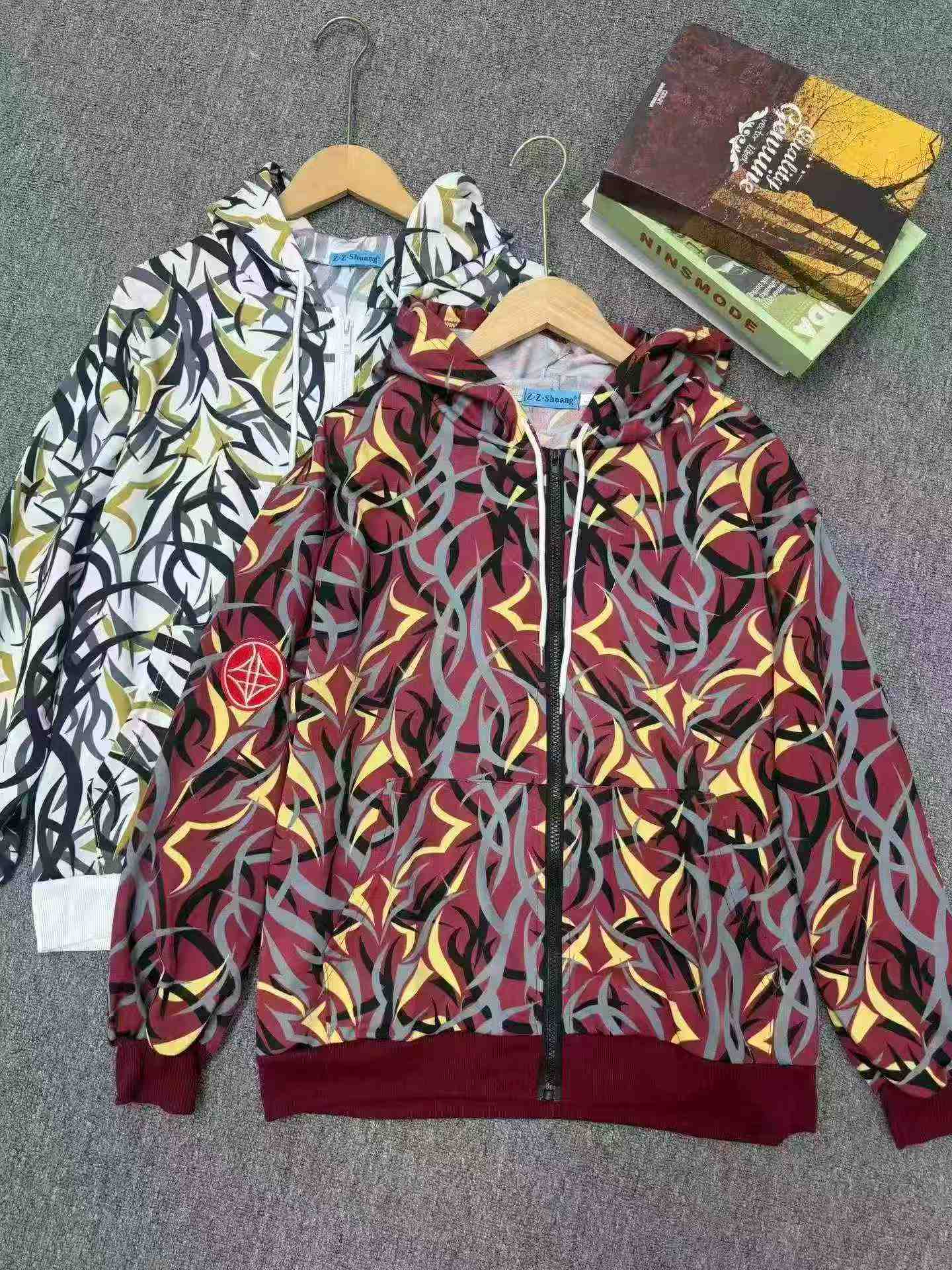 Spring Autumn Thorn Print Couple Hooded Zip Jacket 757pcs Size M-3XL - Image 7