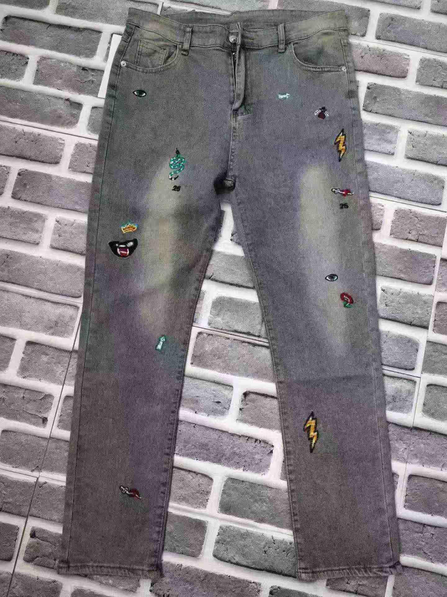 Sekitar 500 Potong Celana Jeans Lurus Musim Panas Pria Bermotif Bordir Model Slim Stretch Elastis - Image 3