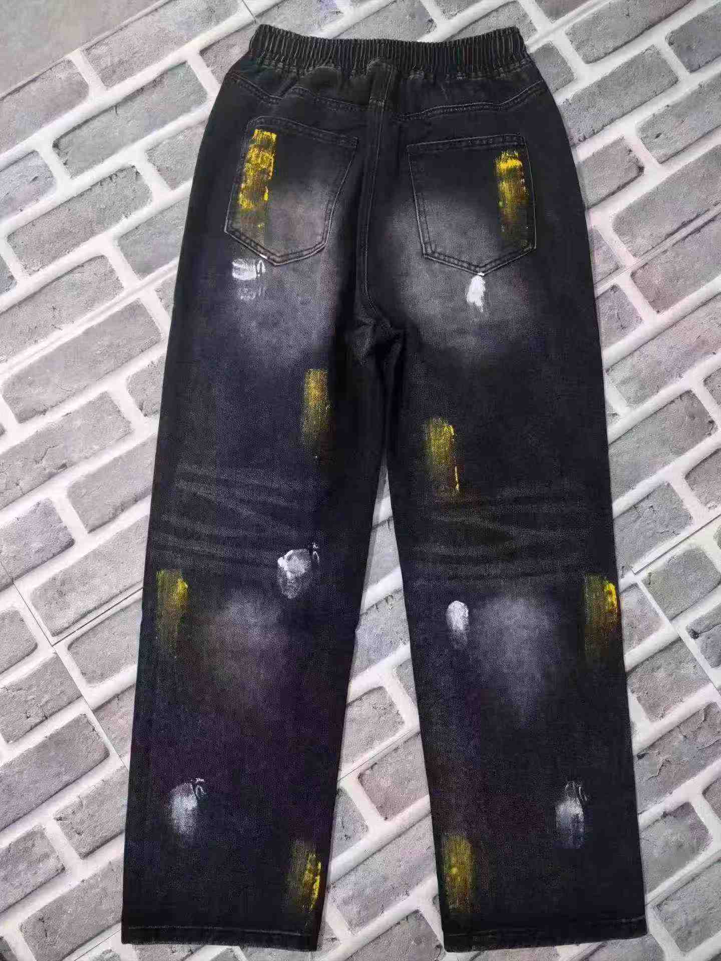 Około 260 sztuk męskich prostych jeansów w stylu amerykańskiego ulicznego hip-hopu z graffiti - Image 6