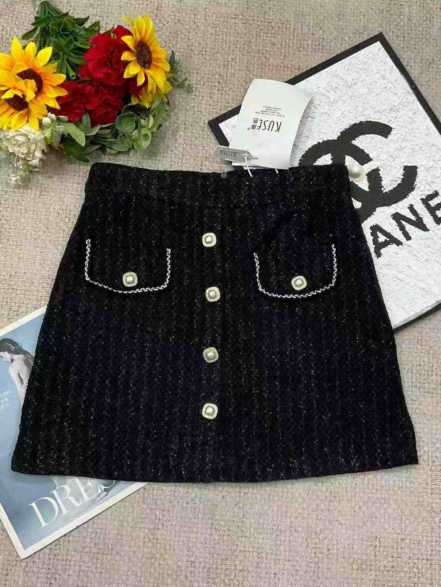 Rok Pendek Tweed Wanita Baru Musim Gugur-Dingin 4000 Pcs - Image 2
