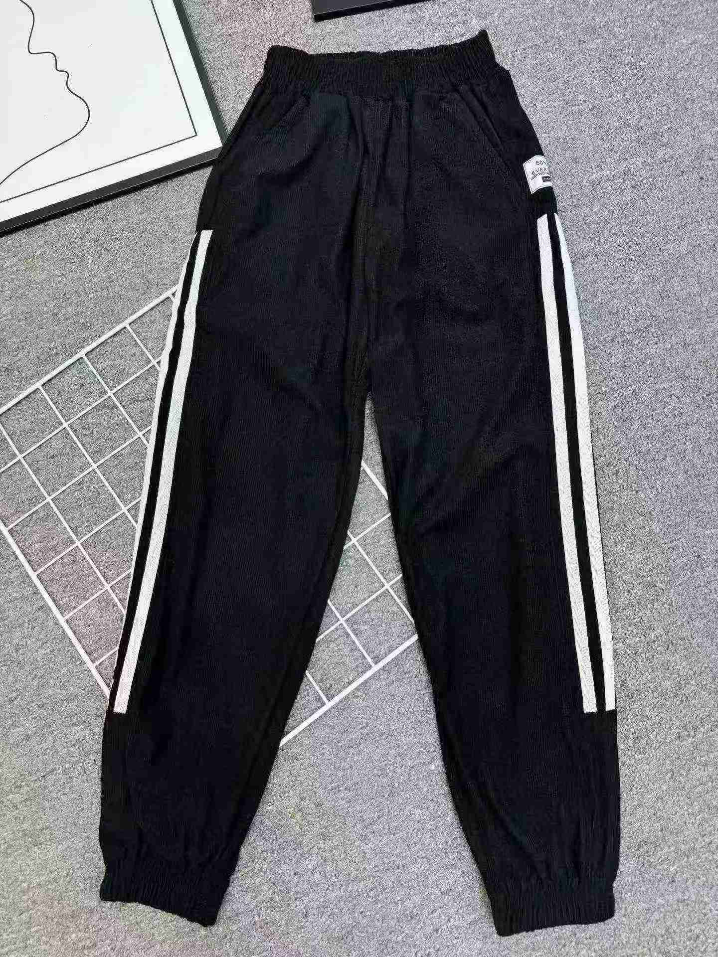 871 pièces de pantalons de jogging décontractés en velours côtelé pour garçons, adaptés au printemps et à l'automne - Image 3