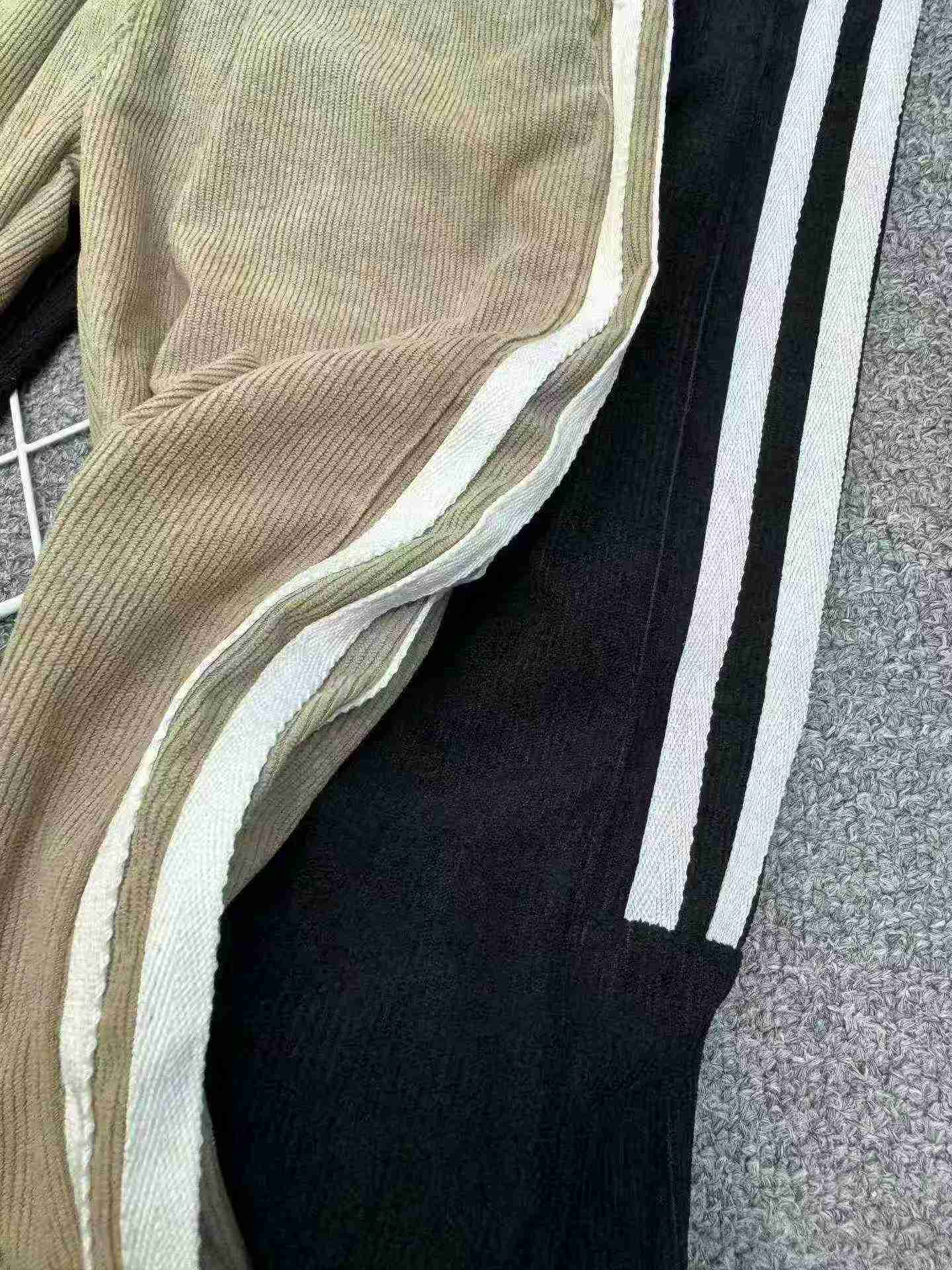 871 pièces de pantalons de jogging décontractés en velours côtelé pour garçons, adaptés au printemps et à l'automne - Image 5