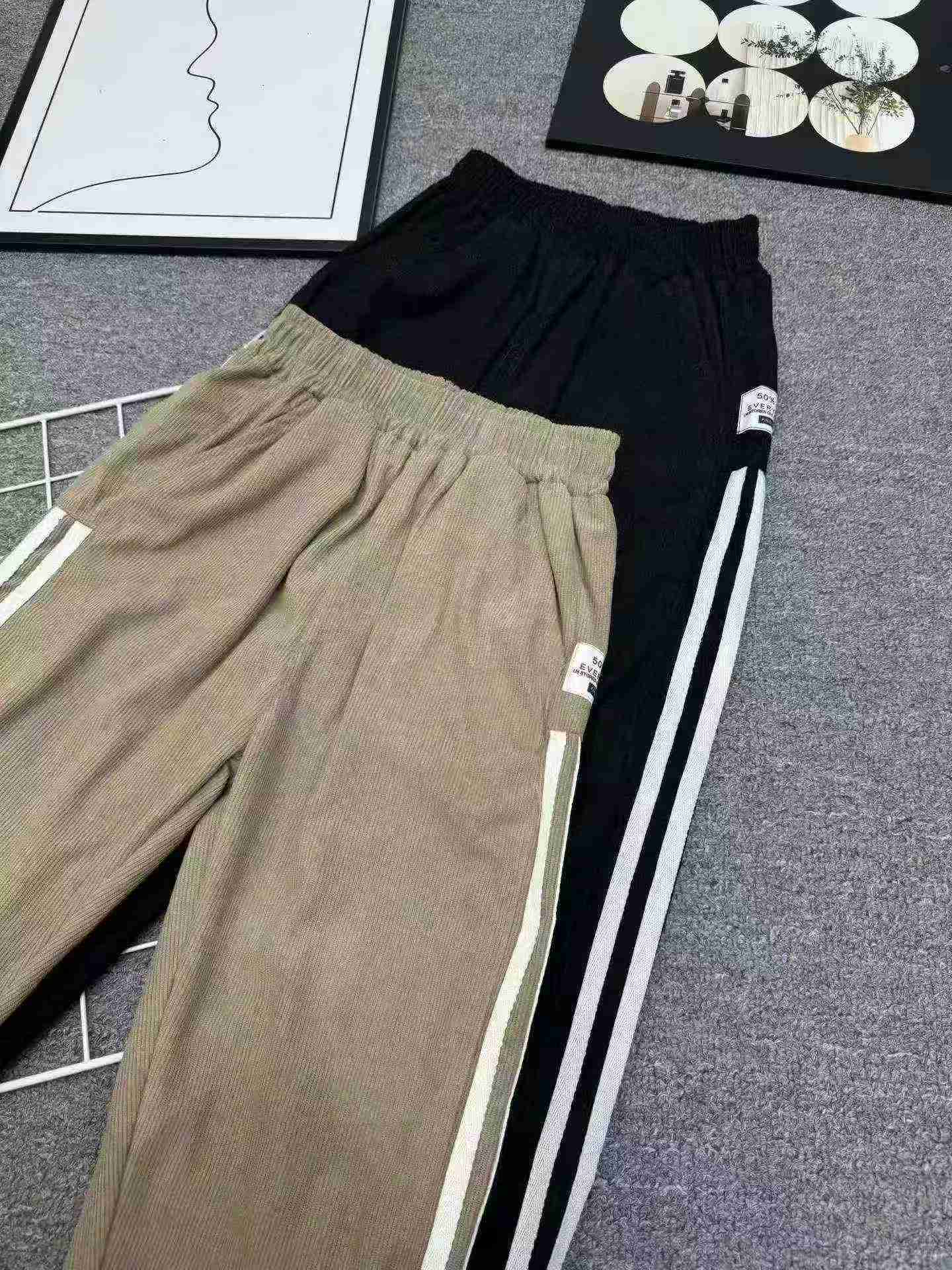 871 pièces de pantalons de jogging décontractés en velours côtelé pour garçons, adaptés au printemps et à l'automne - Image 7