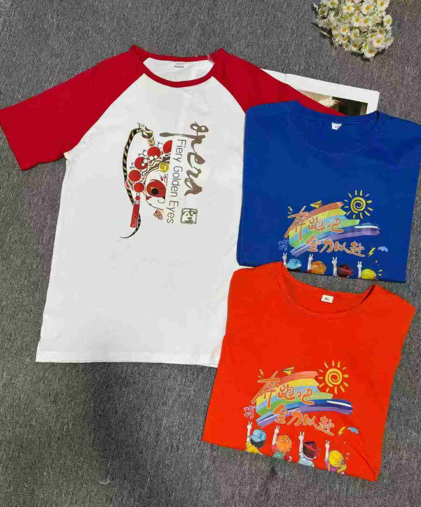 Cerca de 3300 Peças de Camisetas de Manga Curta 100% Algodão para Crianças - Image 3