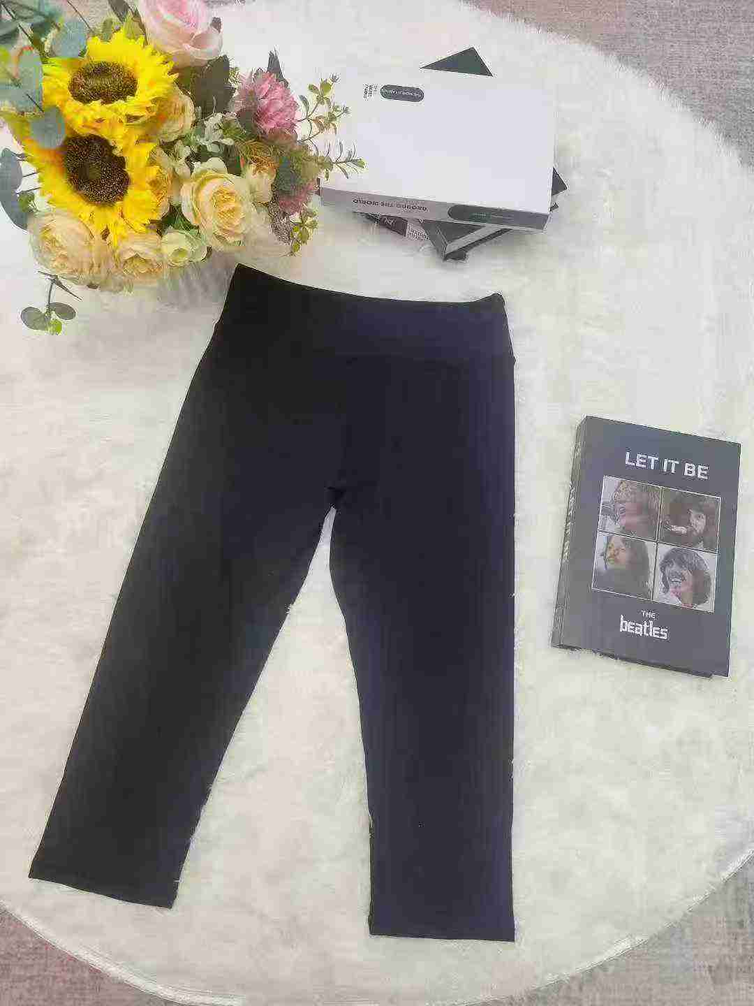 Quần legging yoga nữ mùa hè mặc ngoài chất Modal, eo cao liền khối nâng mông kiểu cắt ngắn, 786 chiếc, kích cỡ M-L, đóng gói riêng lẻ - Image 4