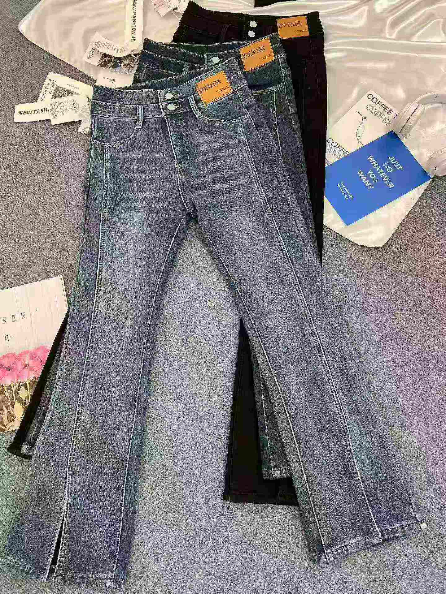 Women's Fleece Thickened Flared Jeans, 1360 Pieces Whole Lot - Image 5
