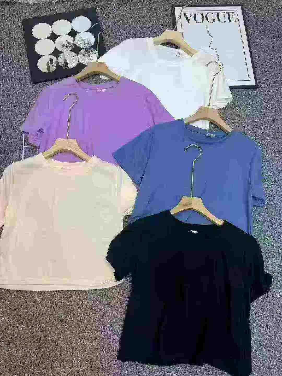 662 Pieces Solid Cropped Short Sleeve T-shirts For Women - Image 9