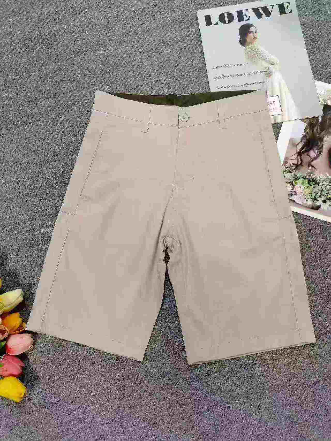500 Pcs Men's Casual Shorts - Image 2
