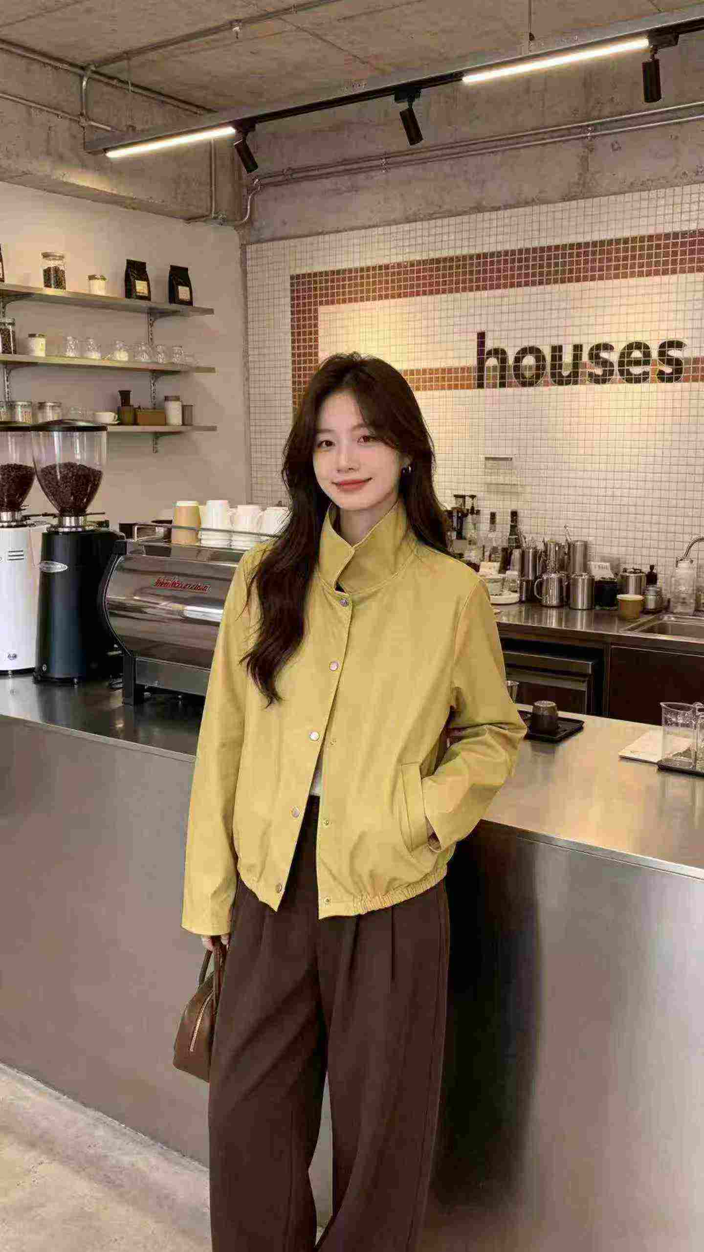 Sweet Petite Women's Leather Cropped Workwear Jacket 706 Pieces - Image 3