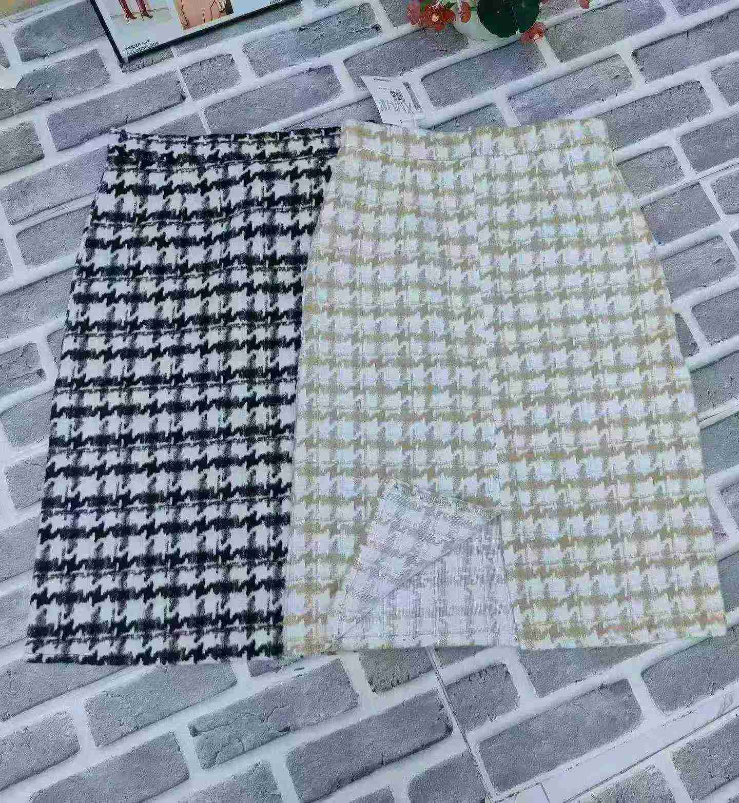 1007 Pcs Women's Tweed Boucle A-line Skirts - Image 4