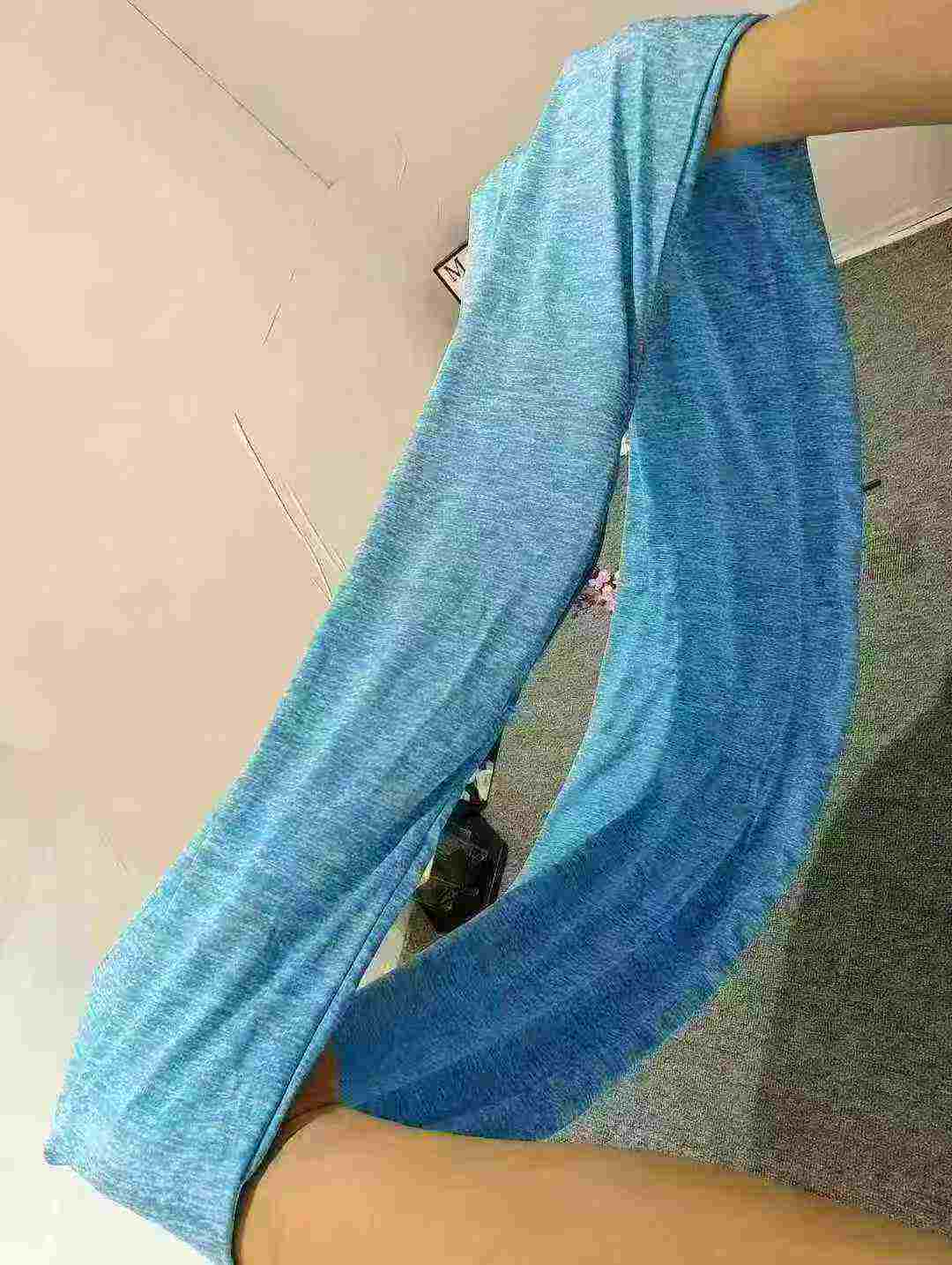 About 300 Pcs Cotton Scarf With Pocket - Image 5