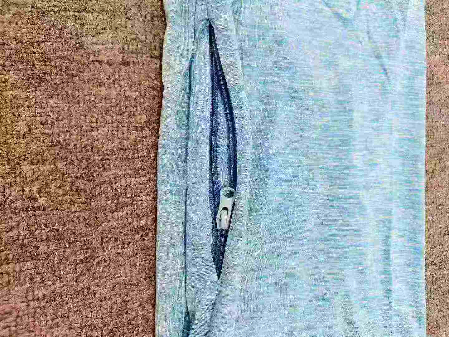 About 300 Pcs Cotton Scarf With Pocket - Image 7