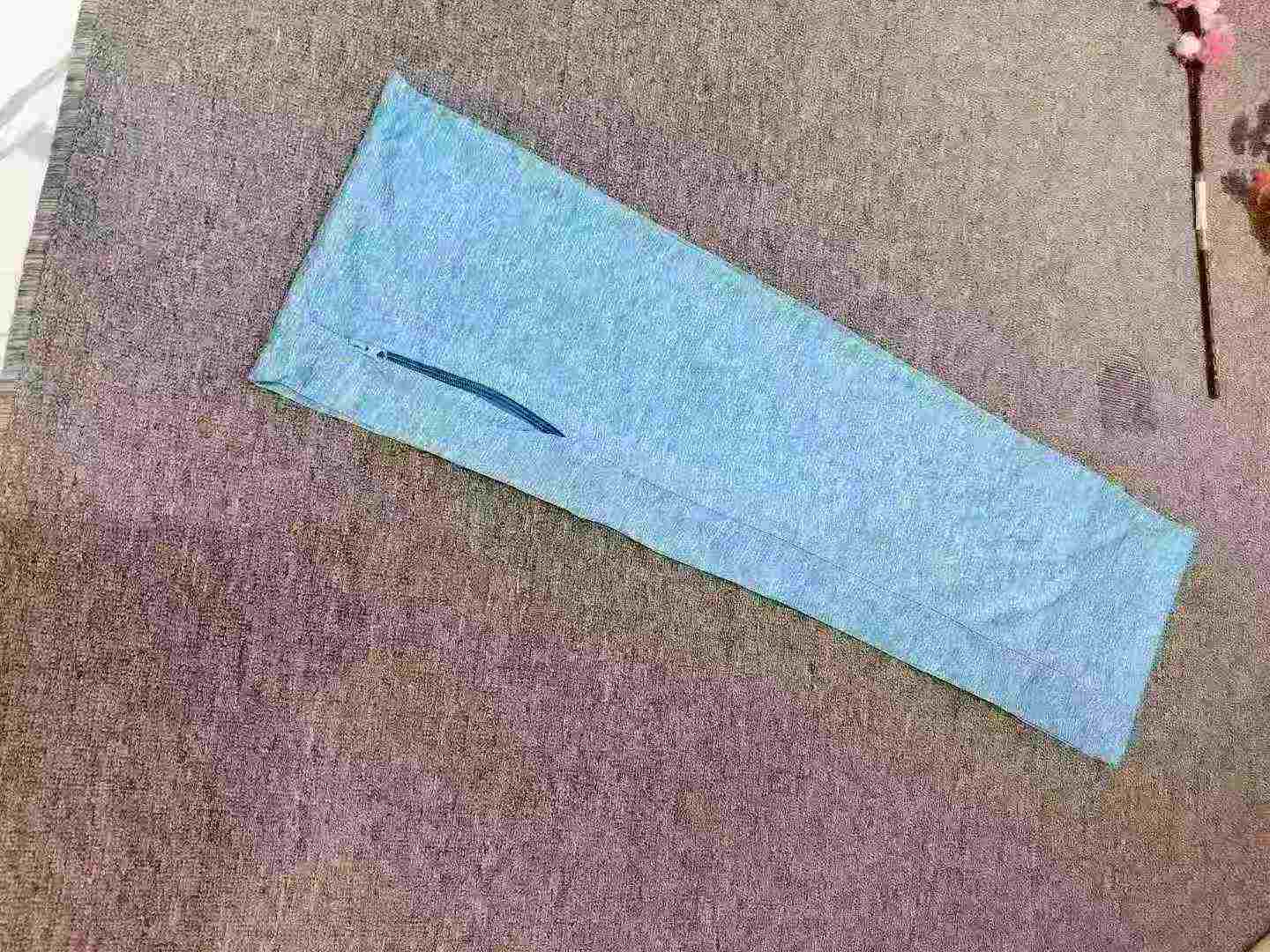 About 300 Pcs Cotton Scarf With Pocket - Image 9