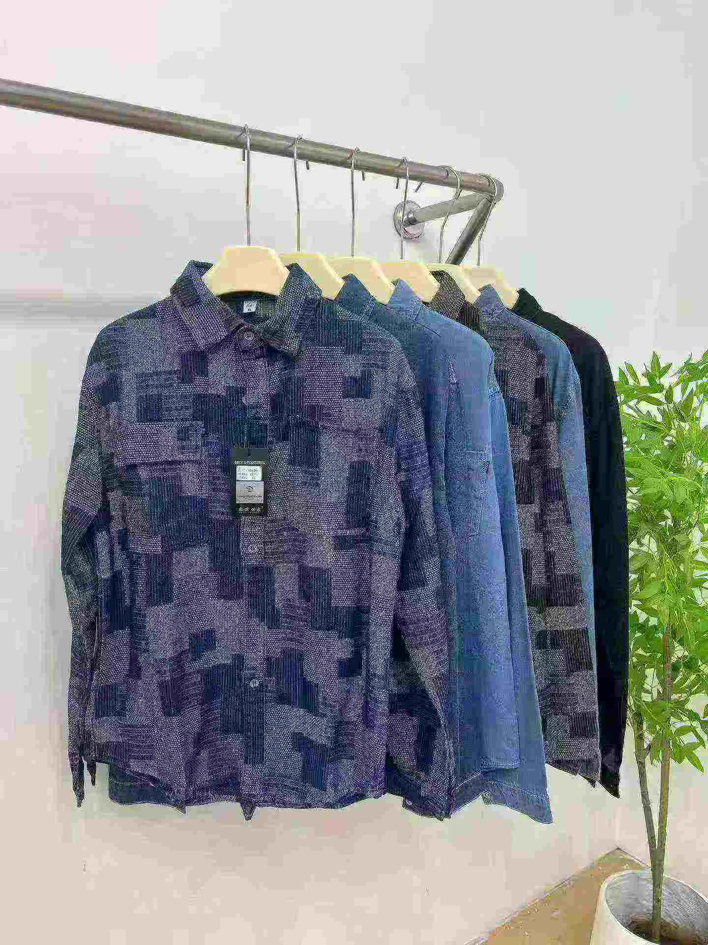 Jaket Kemeja Denim Pria Trendy dari Pabrik Asli, Total 1436 Potong - Image 8