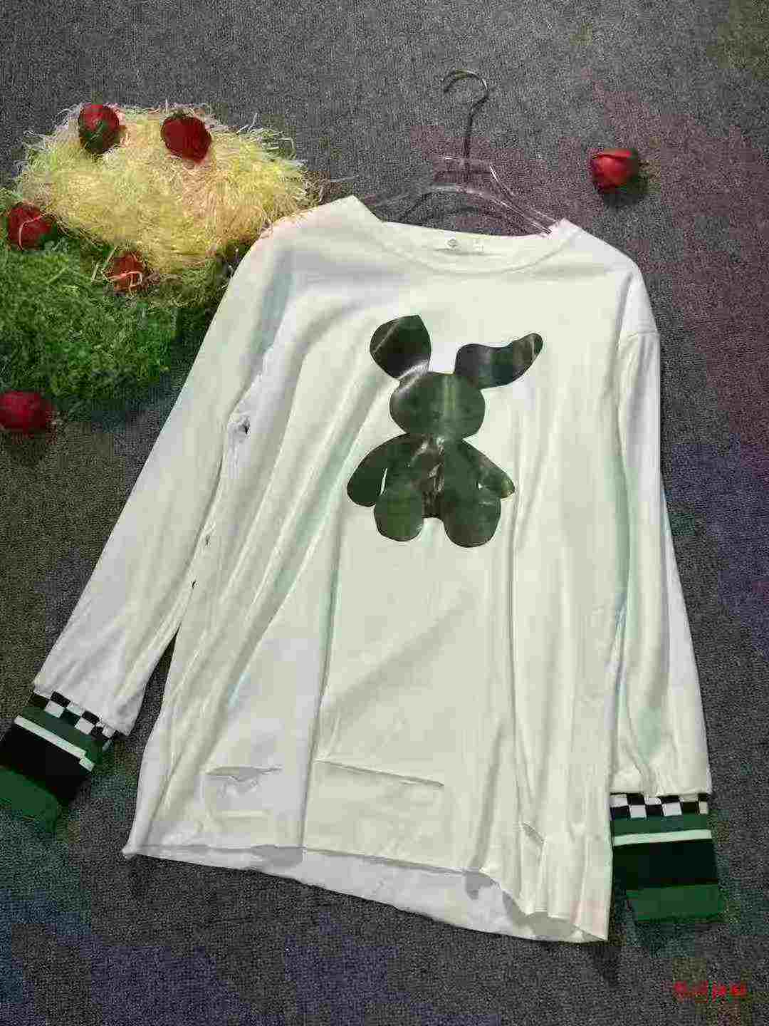 341 Pcs Couple Style Outer Wear Base Tops - Image 3