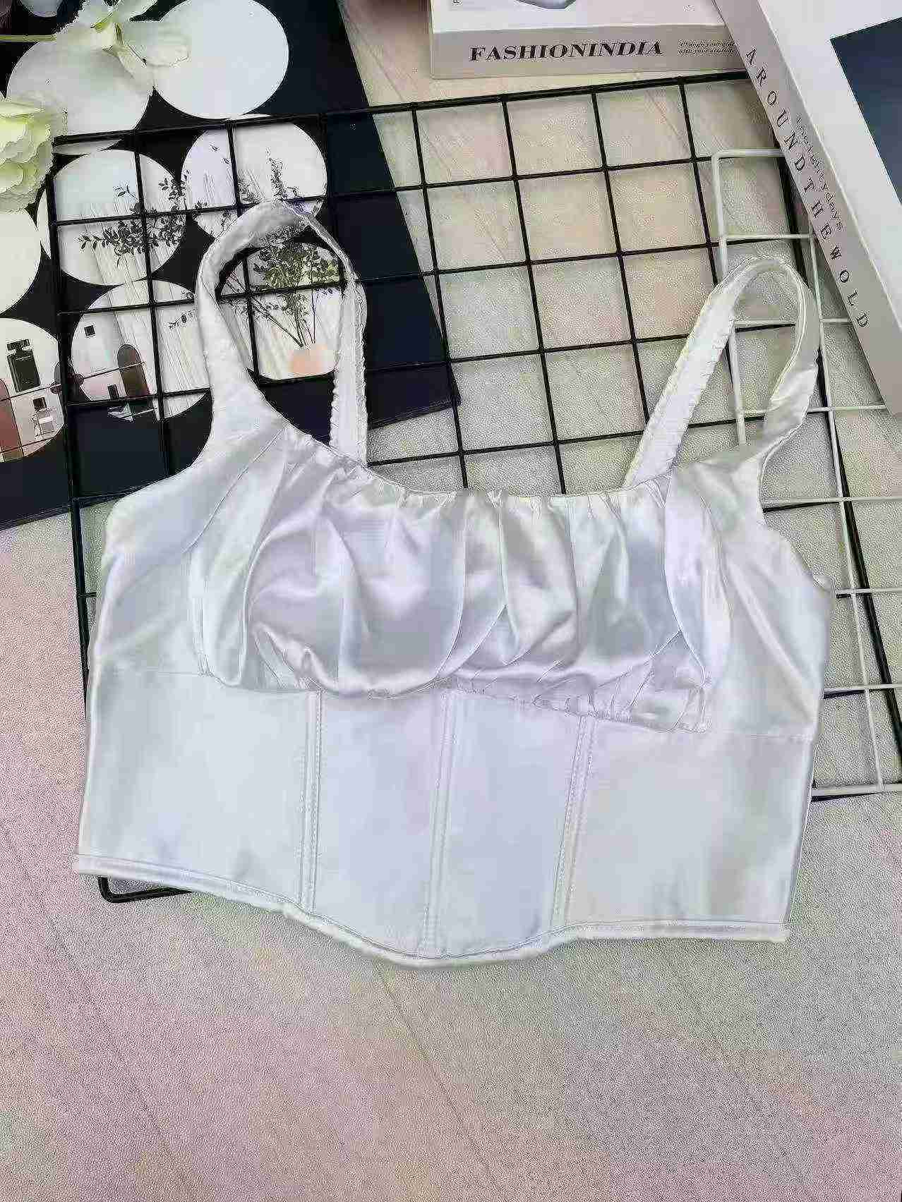 Camisola sexy de seda sintética de comercio exterior, Cantidad: 682 piezas - Image 6