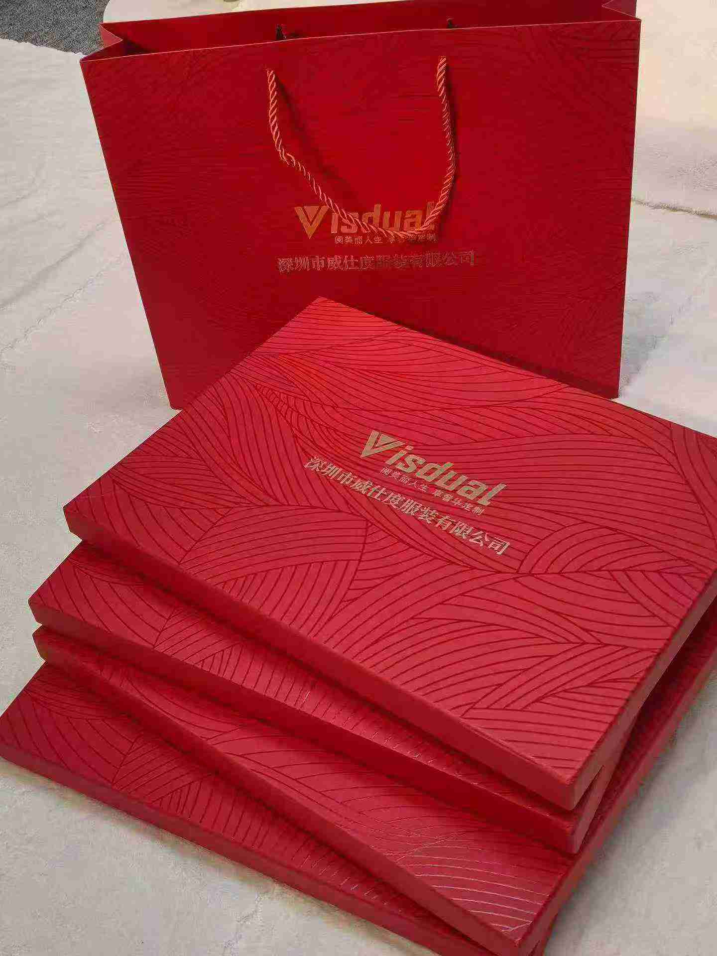 900 Peças de Lenços e Xales de alta gama da marca Visdual de Shenzhen, embalados em caixas de presente - Image 8