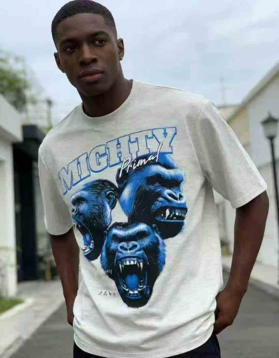 3000 Buah Kaos Katun Berat Pria Kekinian dengan Cetakan Besar - Image 9