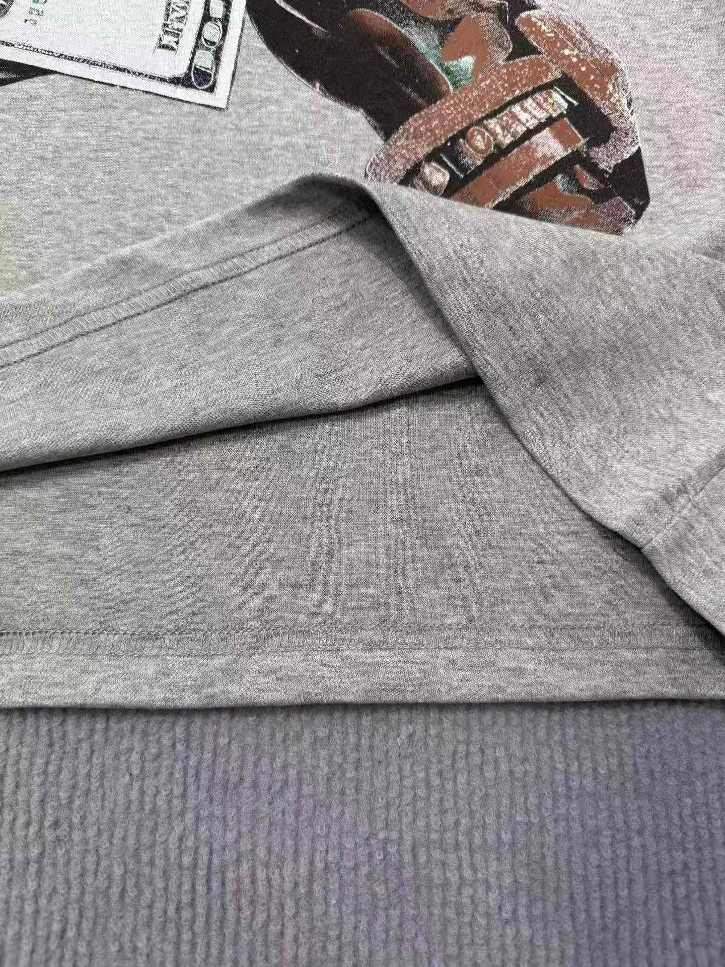 เสื้อยืดแขนสั้นผู้ชาย ทรงหลวม พิมพ์ลายสไตล์เรโทรโทนเข้ม น้ำหนักหนาพิเศษ 350 กรัม มีสินค้าคงคลังประมาณ 7,800 ตัว - Image 9