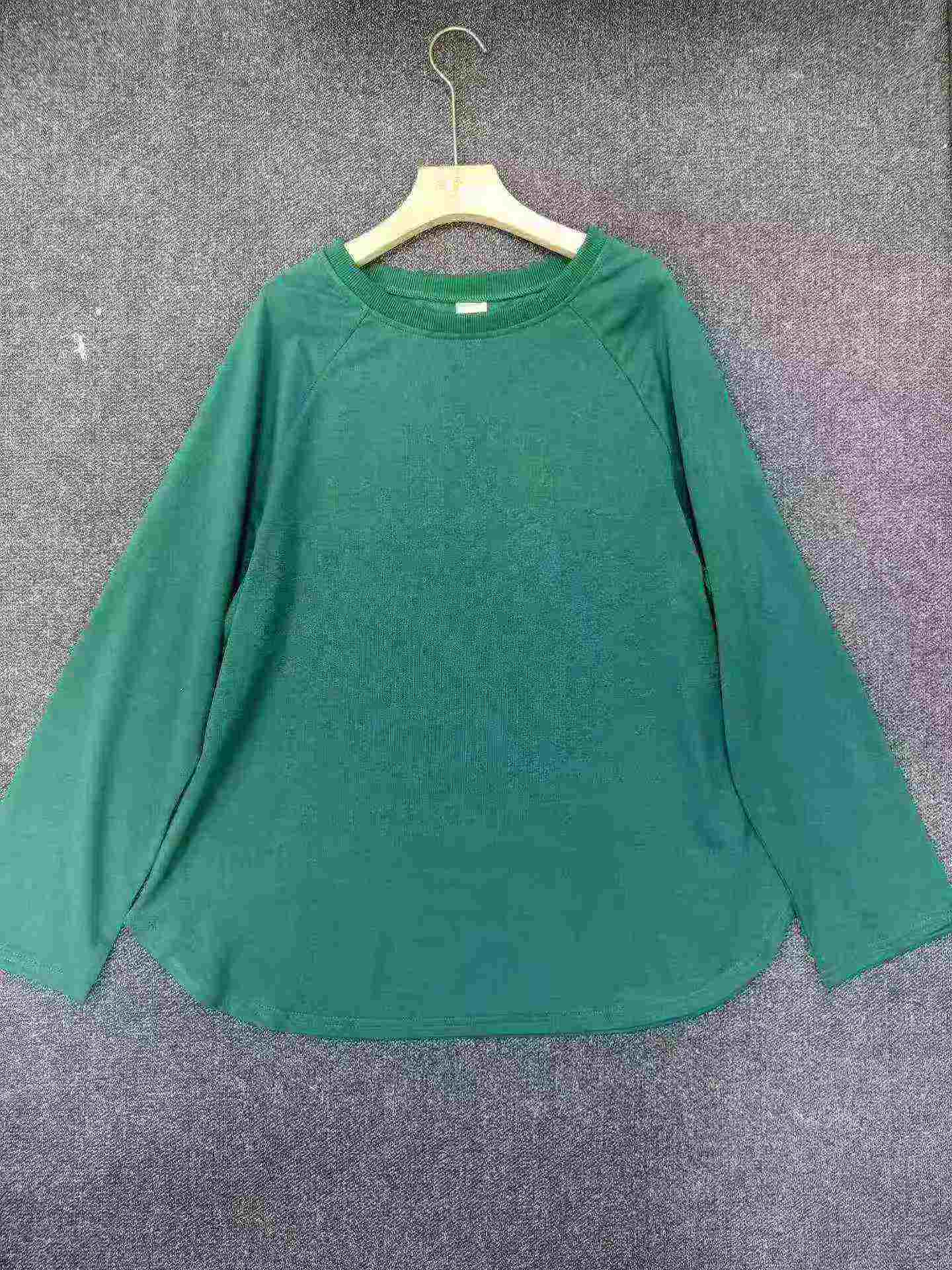 Vipande 550 vya Kardigani za mtindo wa starehe, nyembamba, ukubwa mkubwa, rangi sare, zenye kola iliyosimama, mikono mirefu, ukubwa 1XL-3XL, hisa mpya za kiwanda - Image 3