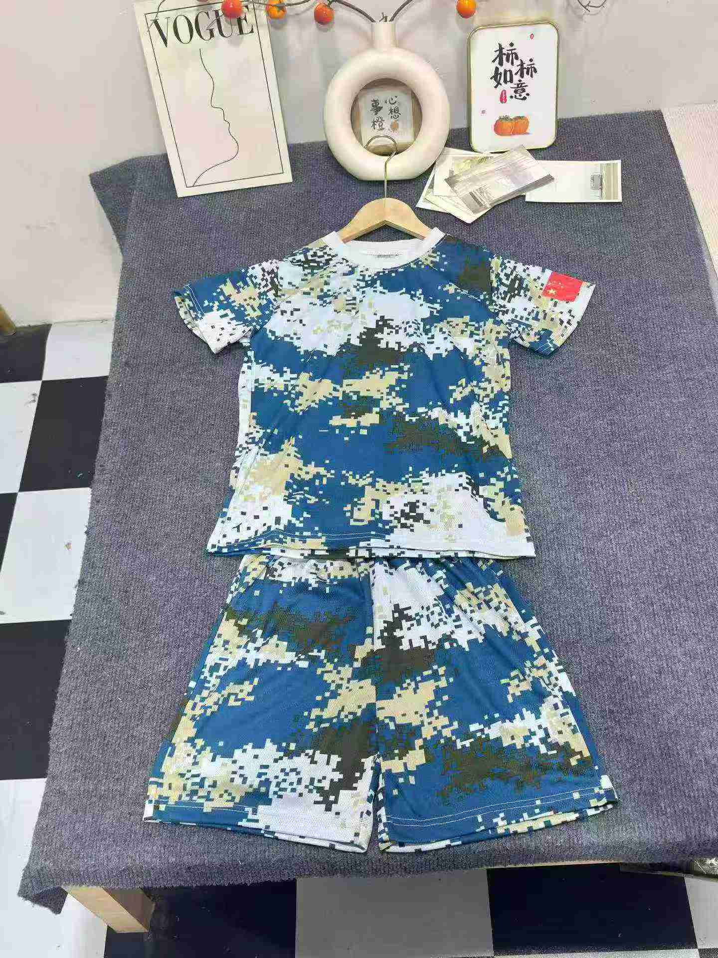Ensemble à manches courtes camouflage pour enfants, 1340 ensembles - Image 4