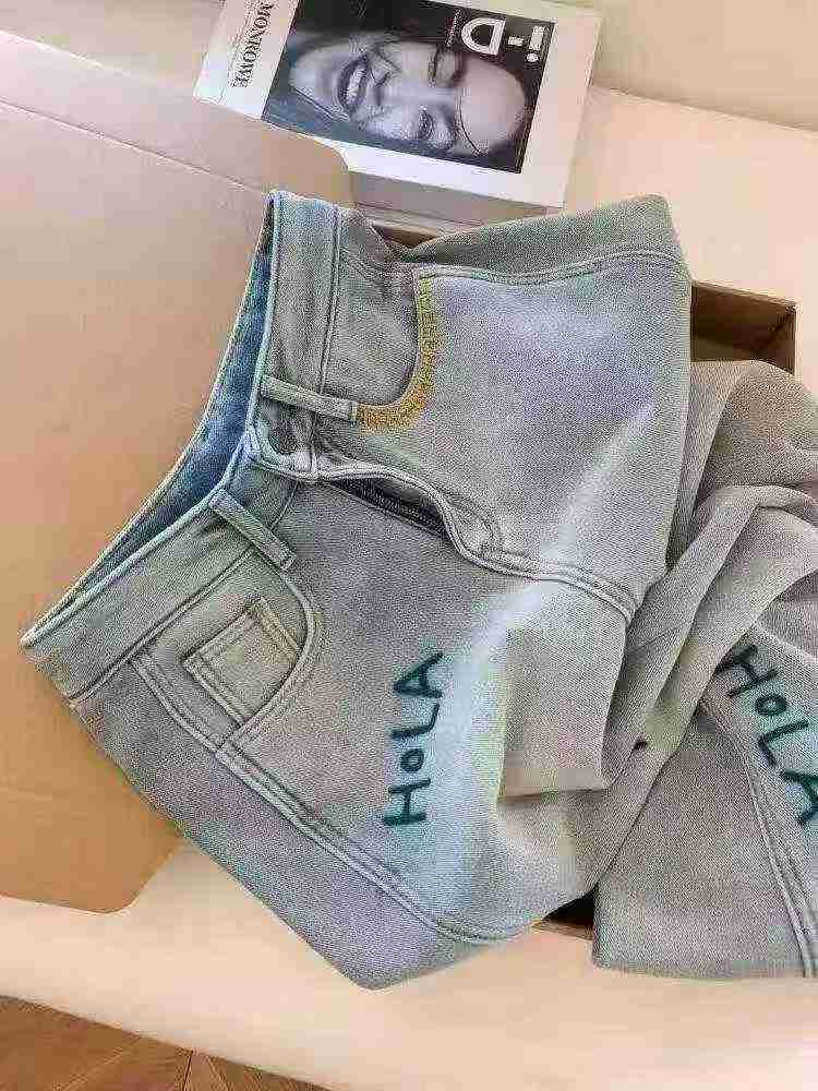 Light Color Embroidered Autumn Winter Thick Fleece Stretch Wide Leg Jeans, 1000 Pieces, Sizes S-2XL - Image 2