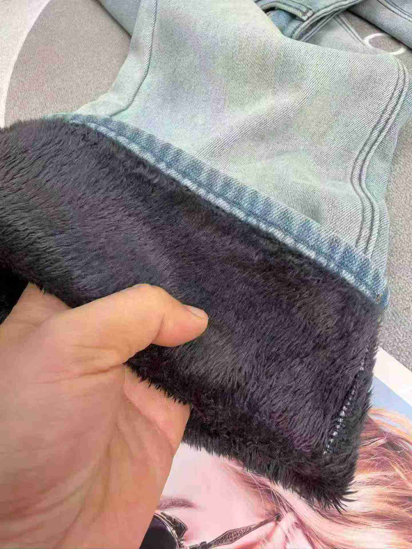 Light Color Embroidered Autumn Winter Thick Fleece Stretch Wide Leg Jeans, 1000 Pieces, Sizes S-2XL - Image 7