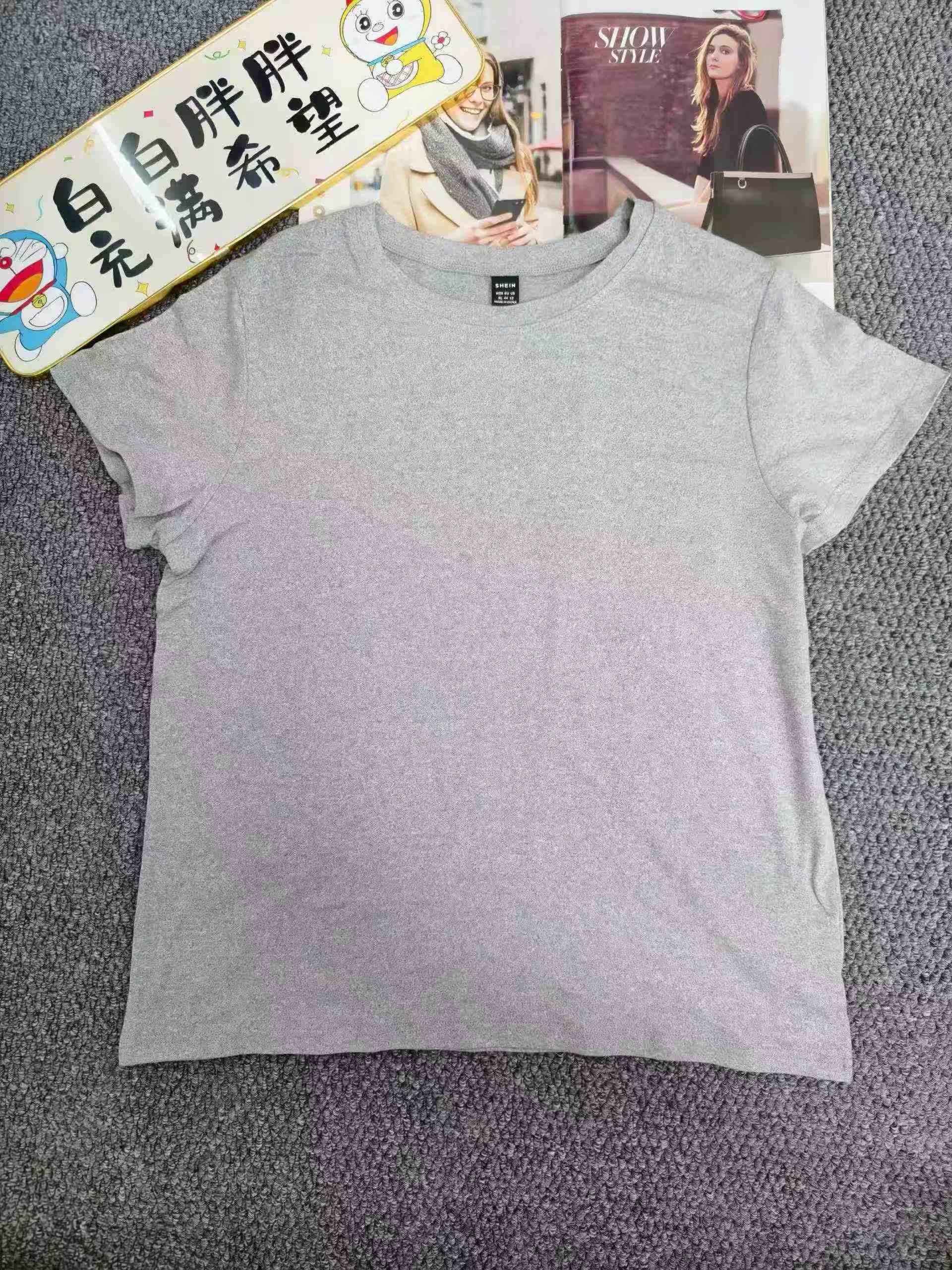 About 4500pcs Unisex Milk Silk Solid Casual Short Sleeve T-Shirts - Image 3