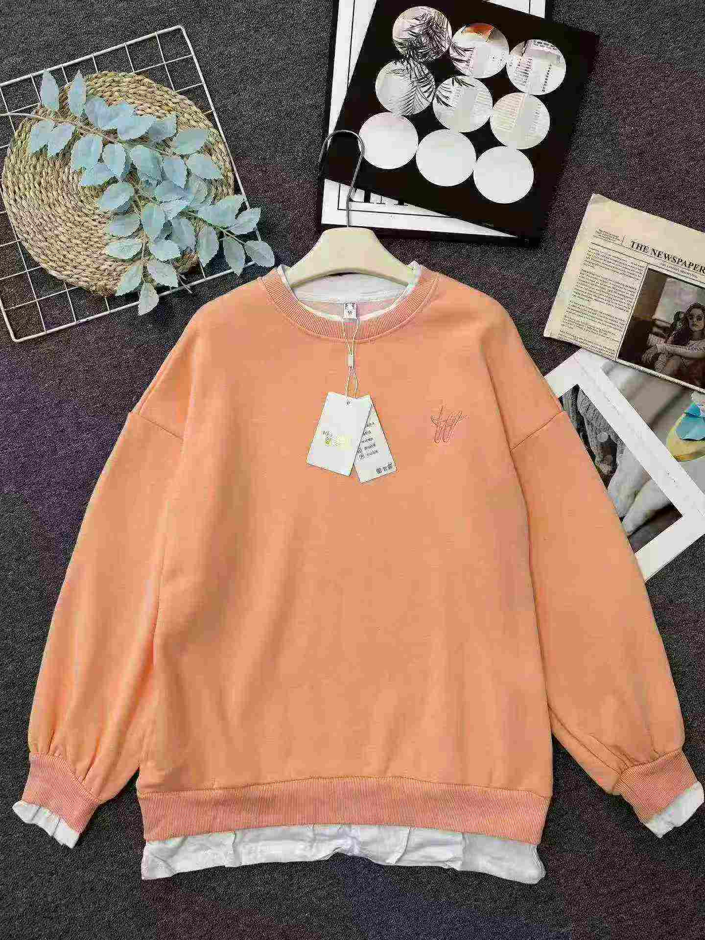500PCS Women's Fake Two-piece Fleece Lined Cotton Blend Round Neck Sweatshirt - Image 2