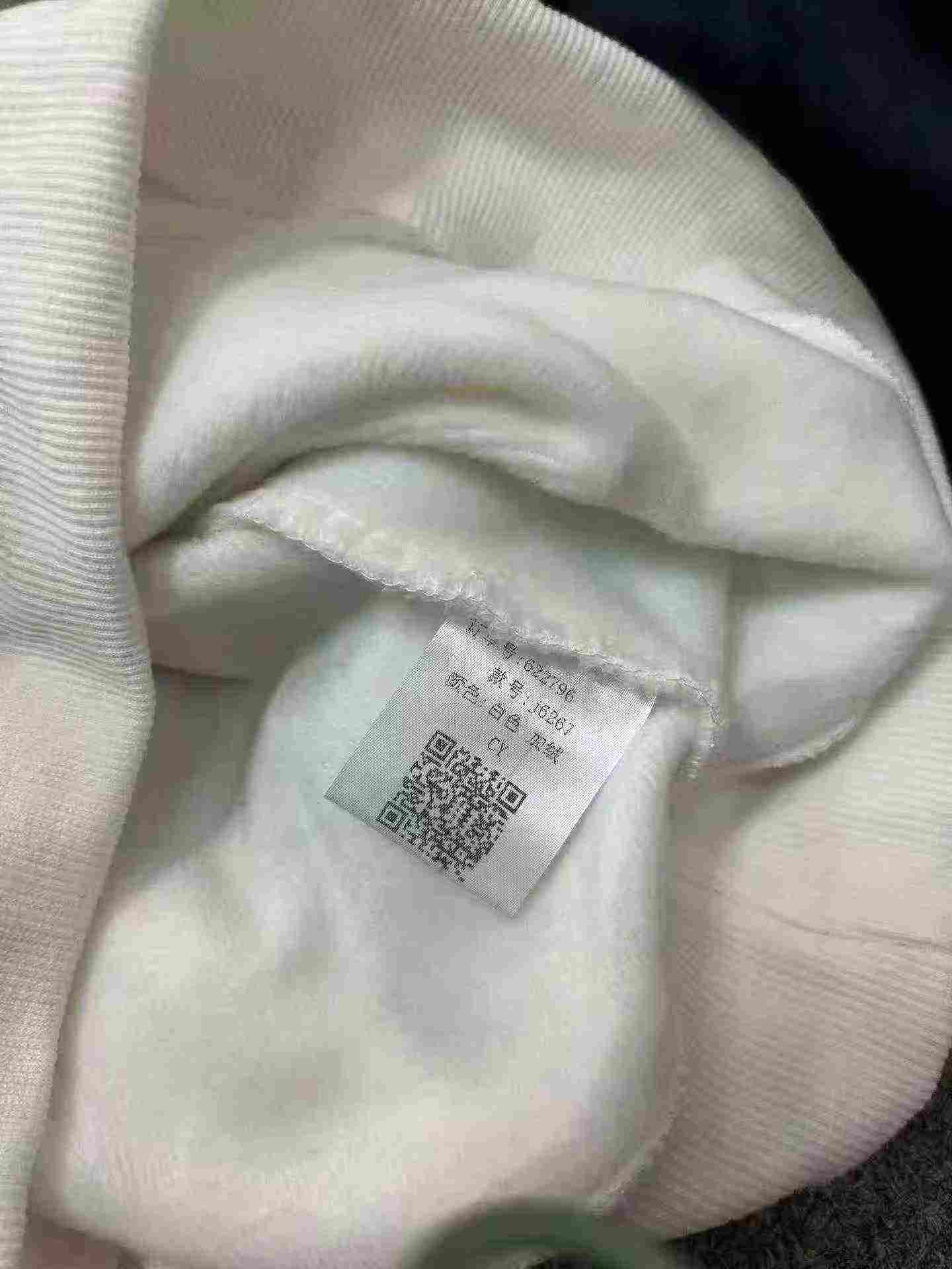 800 Potong Sweatshirt Katun Kerah Bulat Bordir Wanita - Image 9