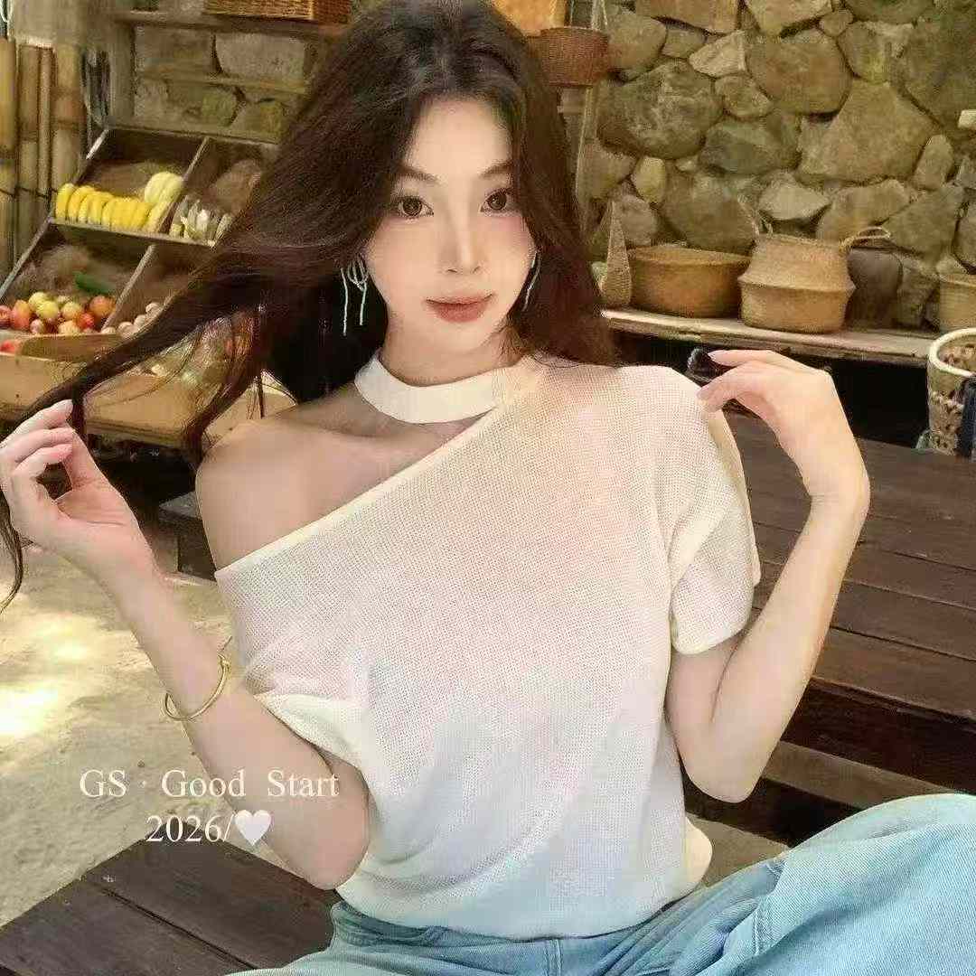 New Basic Halter Off-shoulder Knit Top, 2100 Pieces Bulk Stock - Image 8