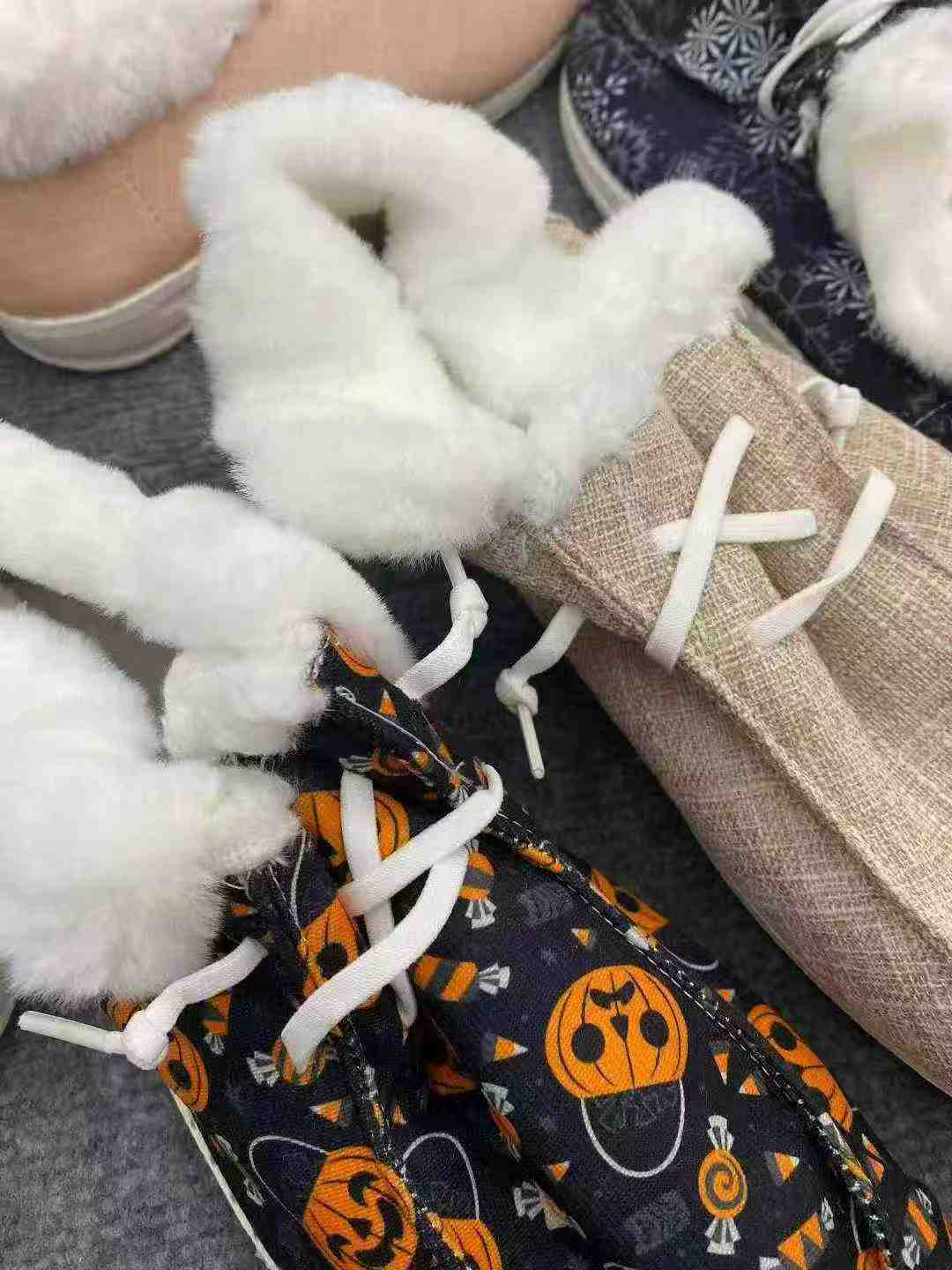 750 Pairs Winter Fleece Lined Lace-up Cotton Shoes - Image 5