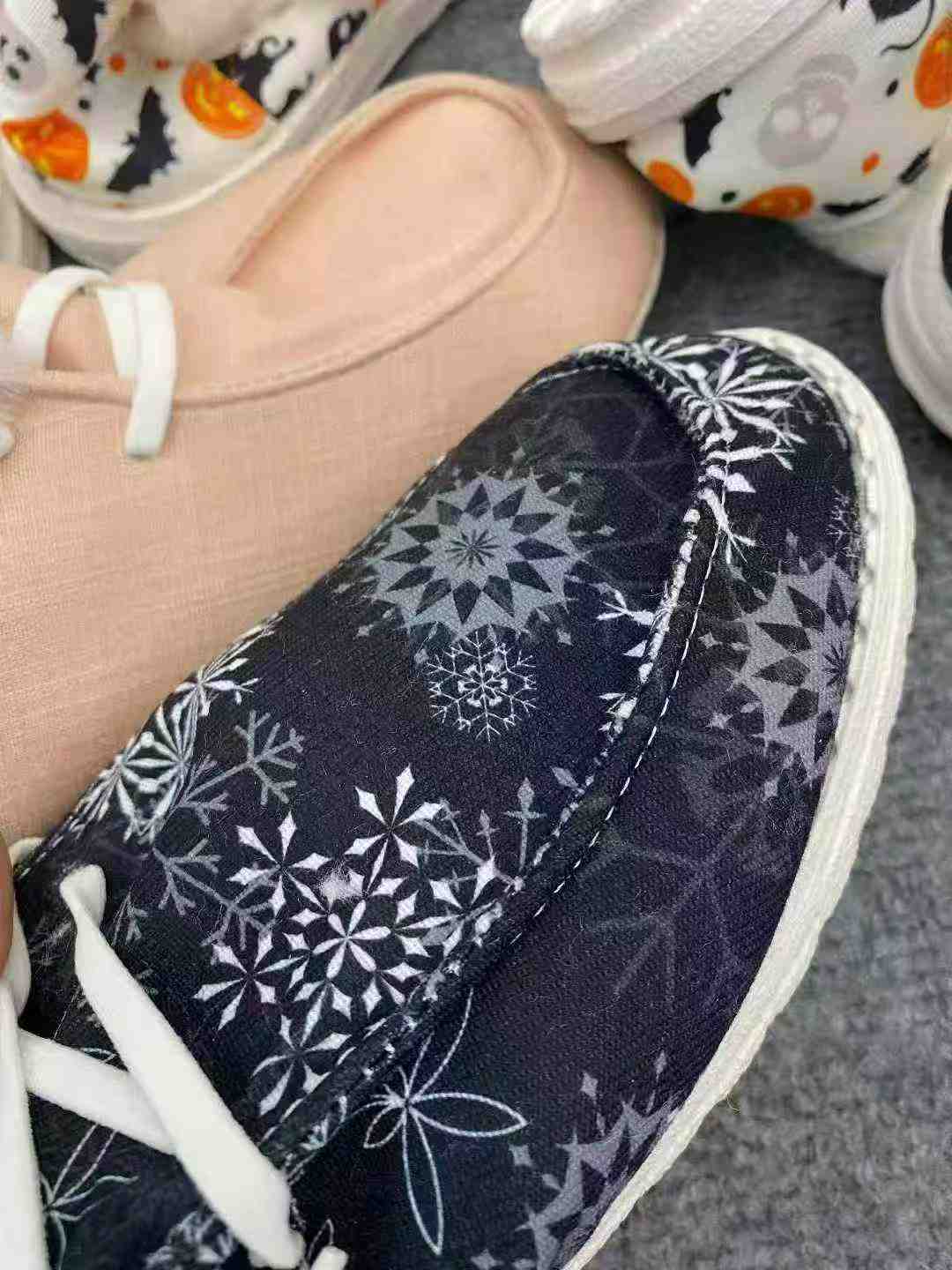 750 Pairs Winter Fleece Lined Lace-up Cotton Shoes - Image 8