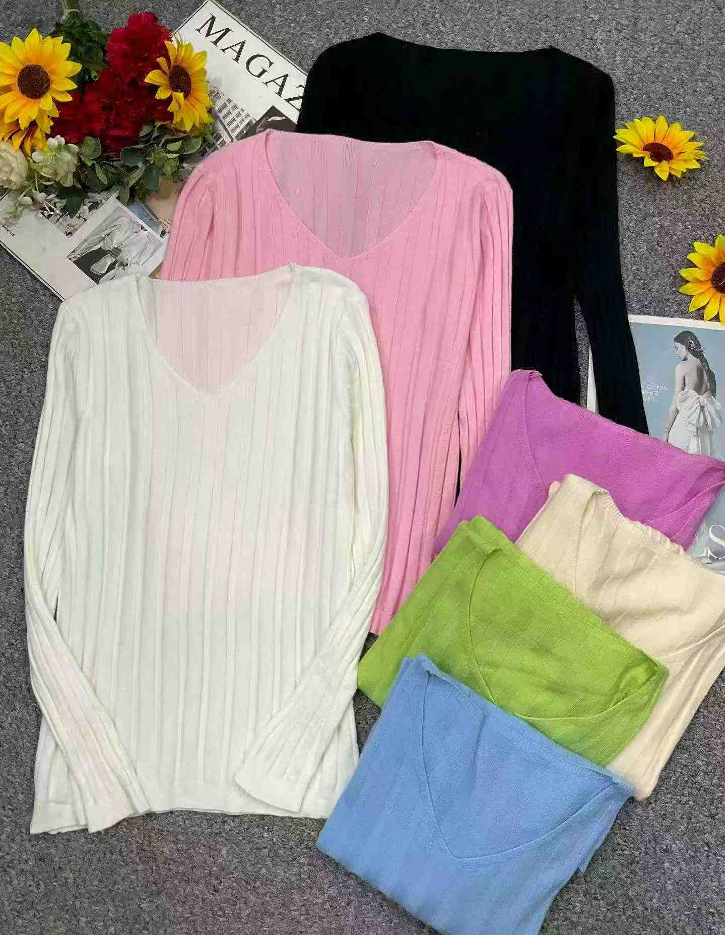 Autumn Winter Solid V-neck Pullover Sweater, 726 Pieces - Image 2